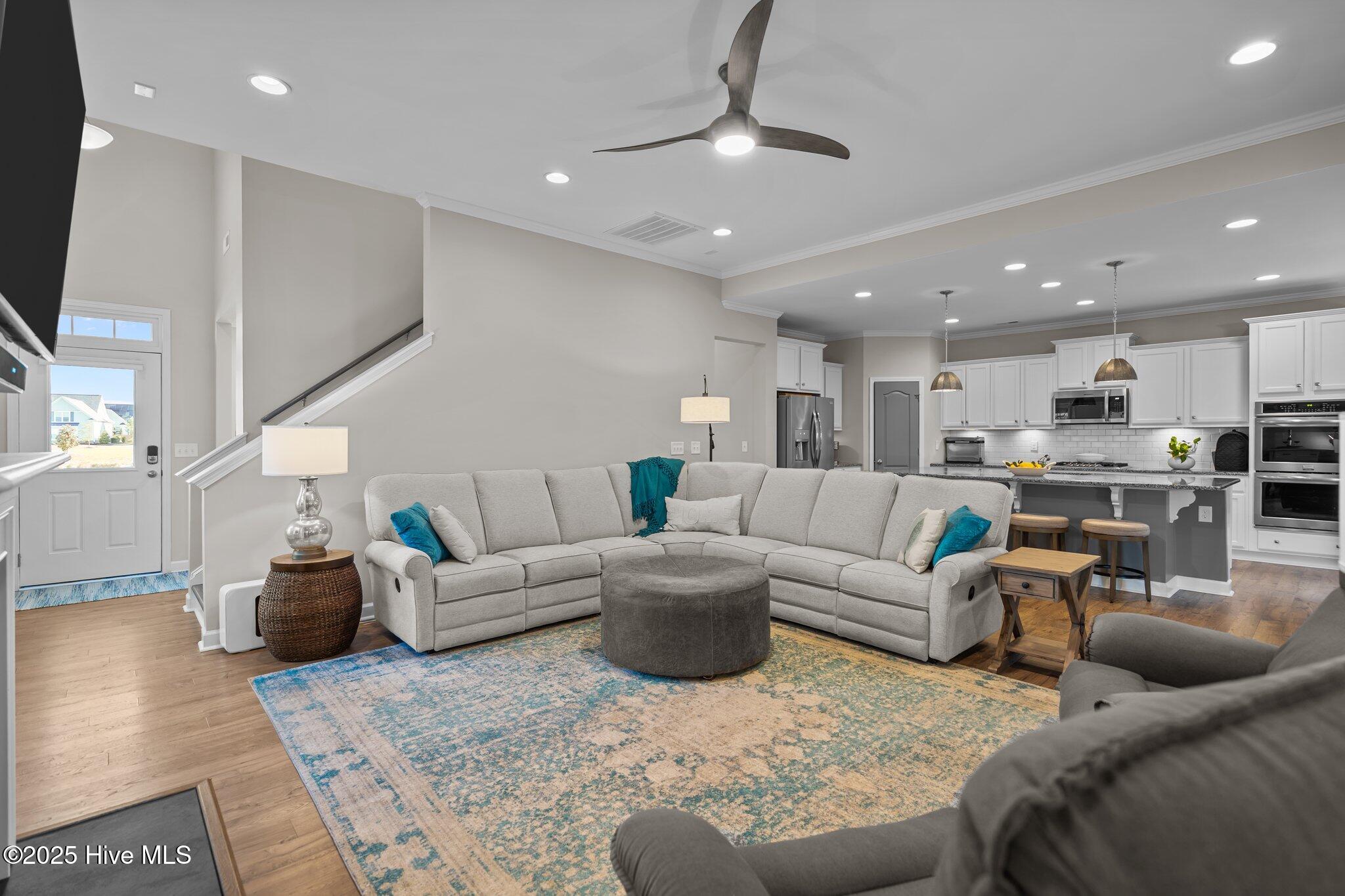 4751 Waves Pointe Property Photo 15