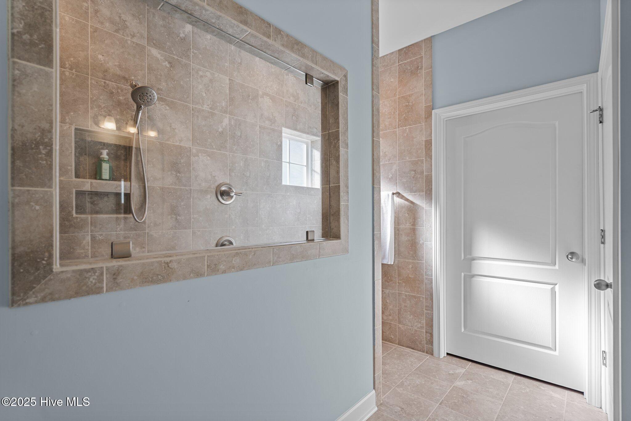 4751 Waves Pointe Property Photo 27