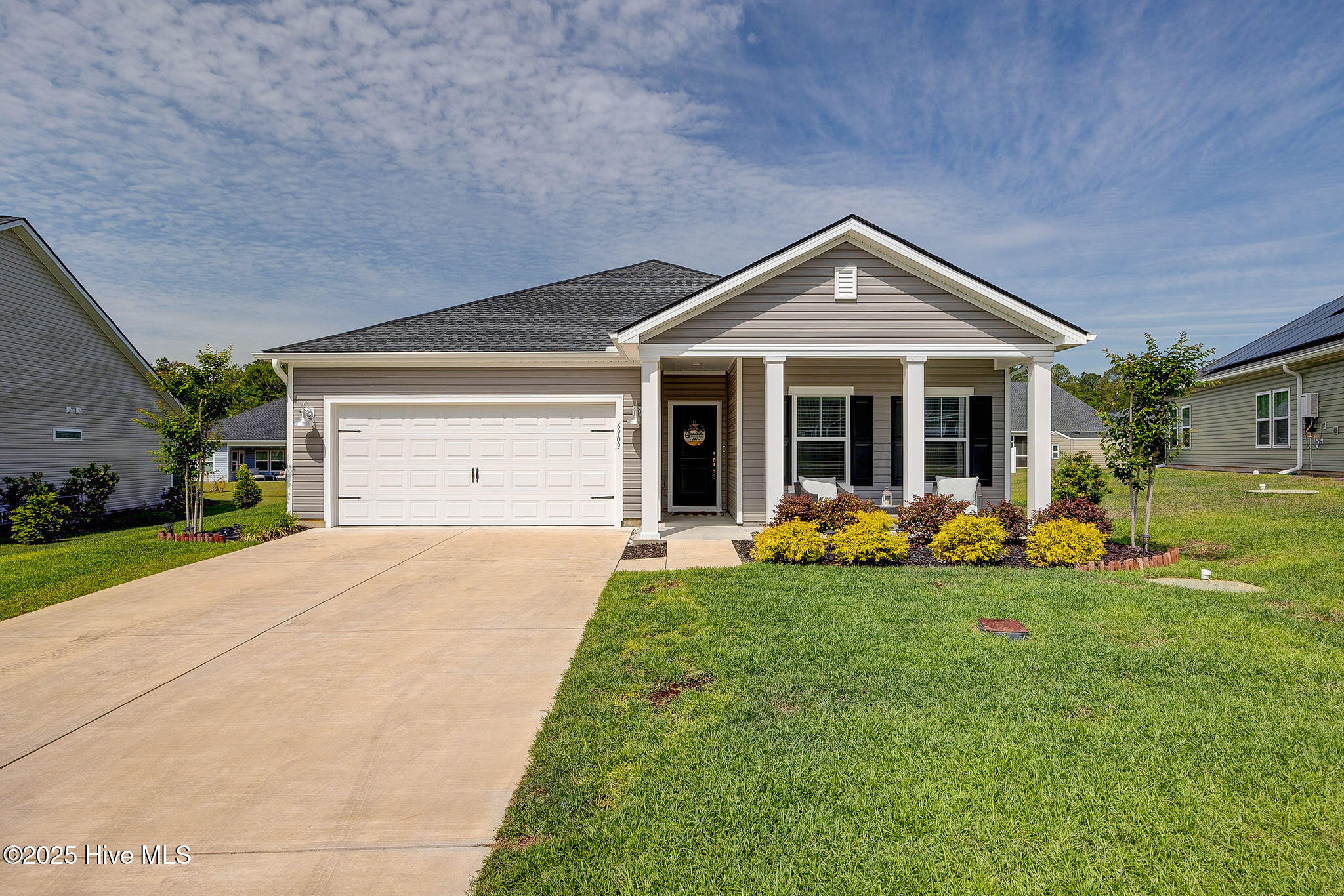 6909 English Holly Court Property Photo