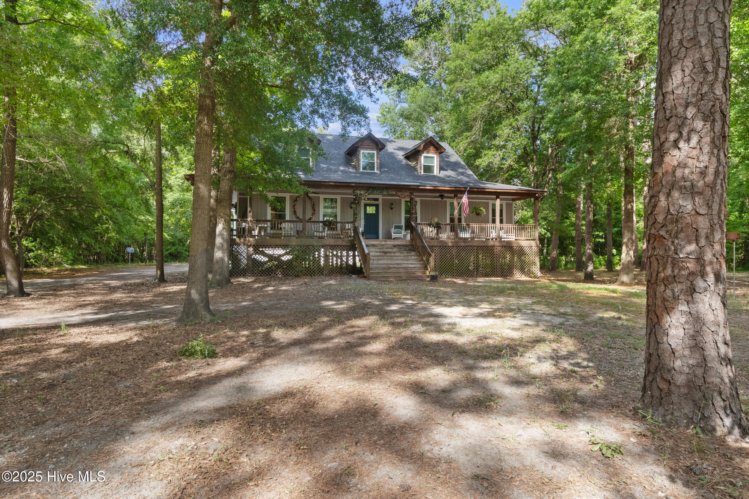 901 Riverview Drive Property Photo 8