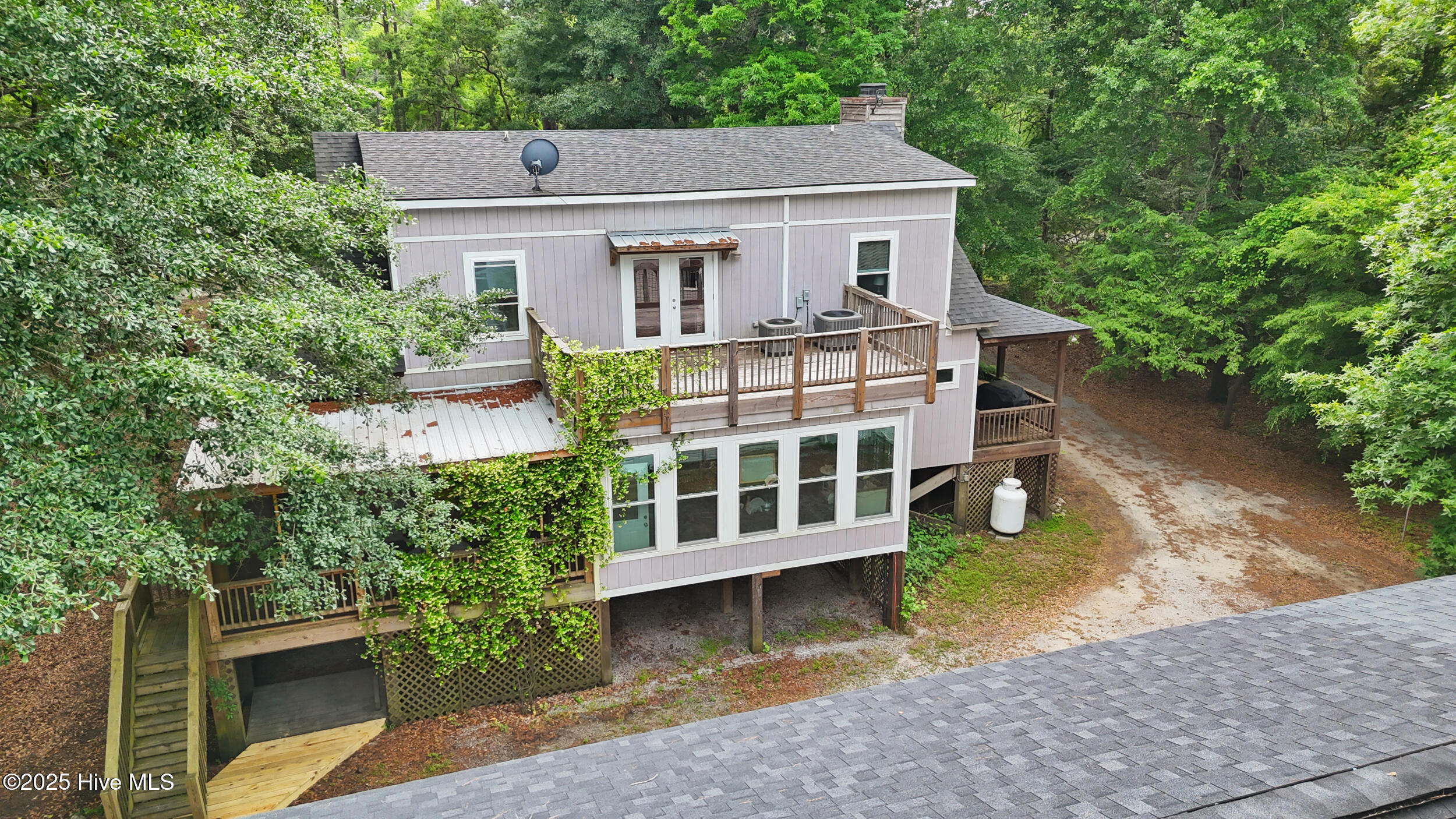 901 Riverview Drive Property Photo 59