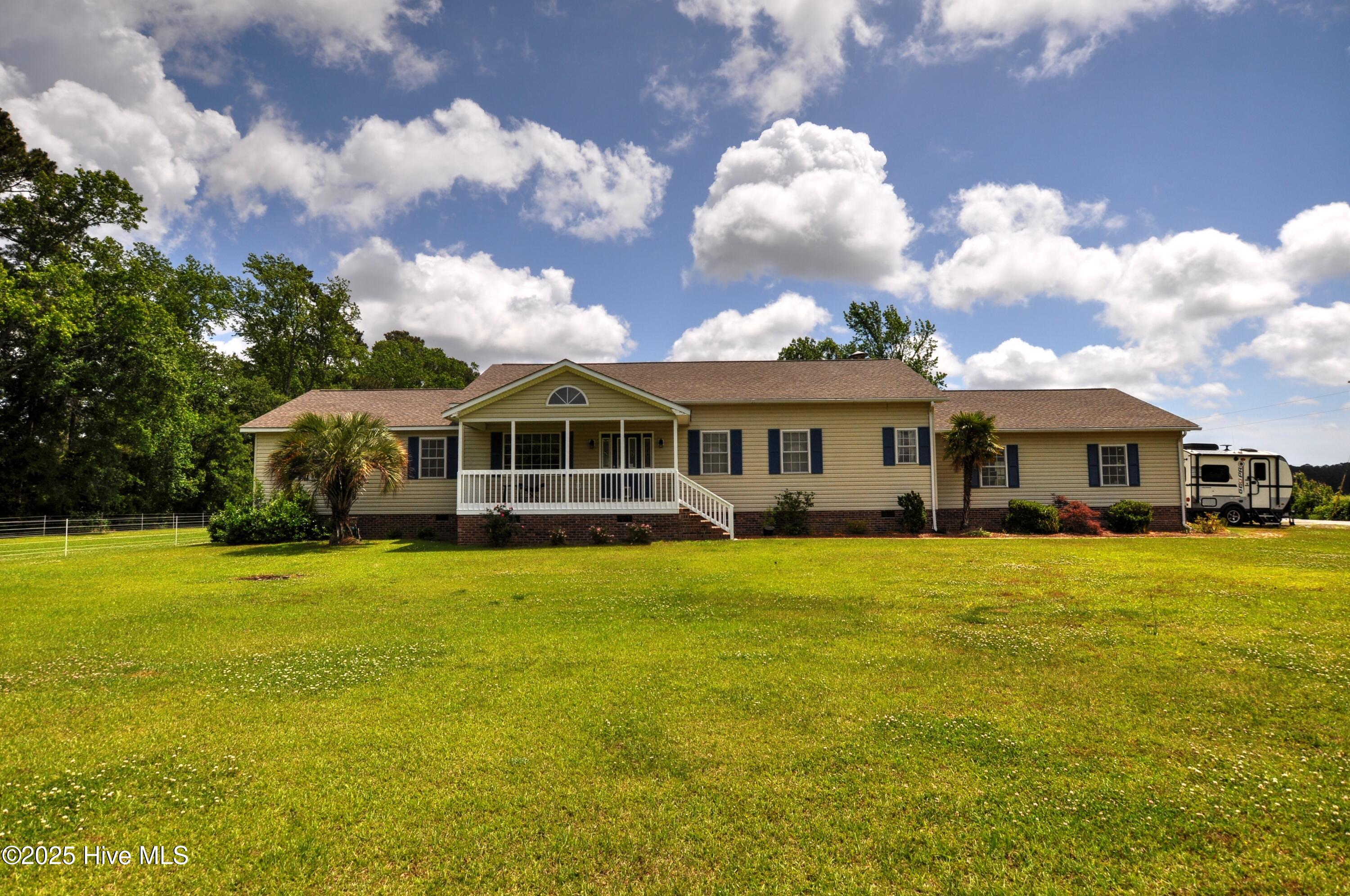 2046 Ash Little River Road Property Photo
