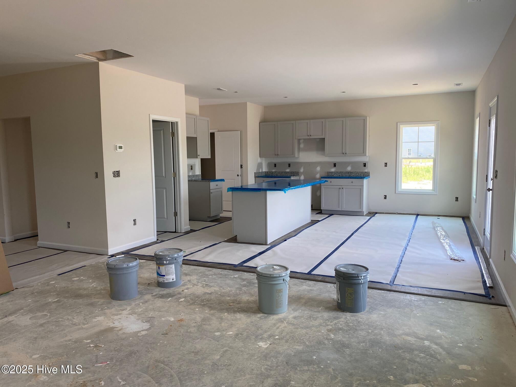319 Palomo Place Property Photo 4