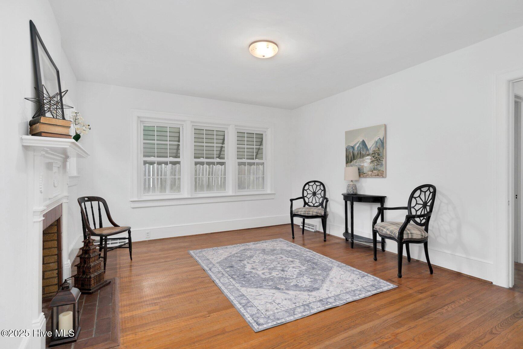 701 E Nash Street Property Photo 2