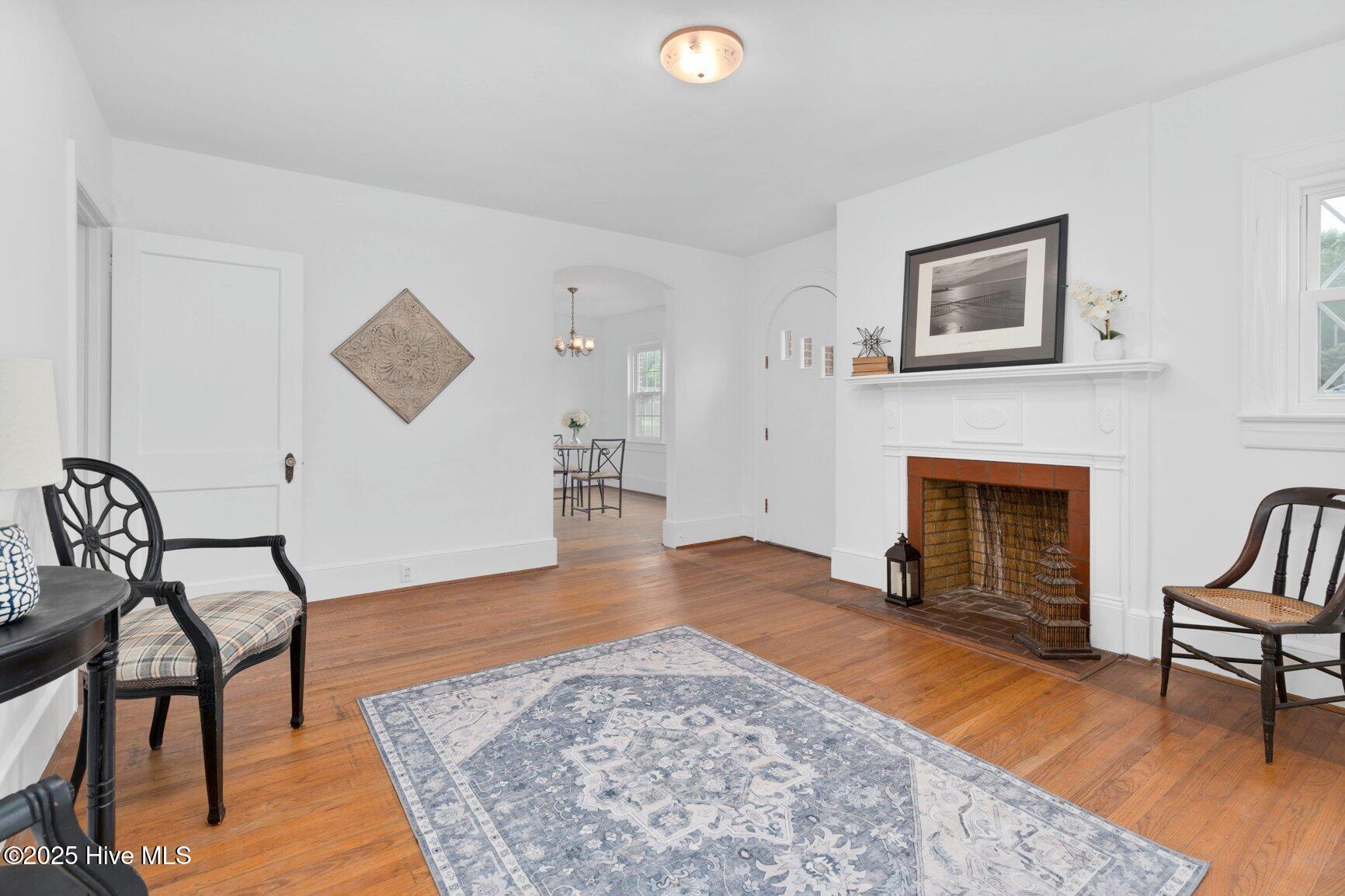 701 E Nash Street Property Photo 5