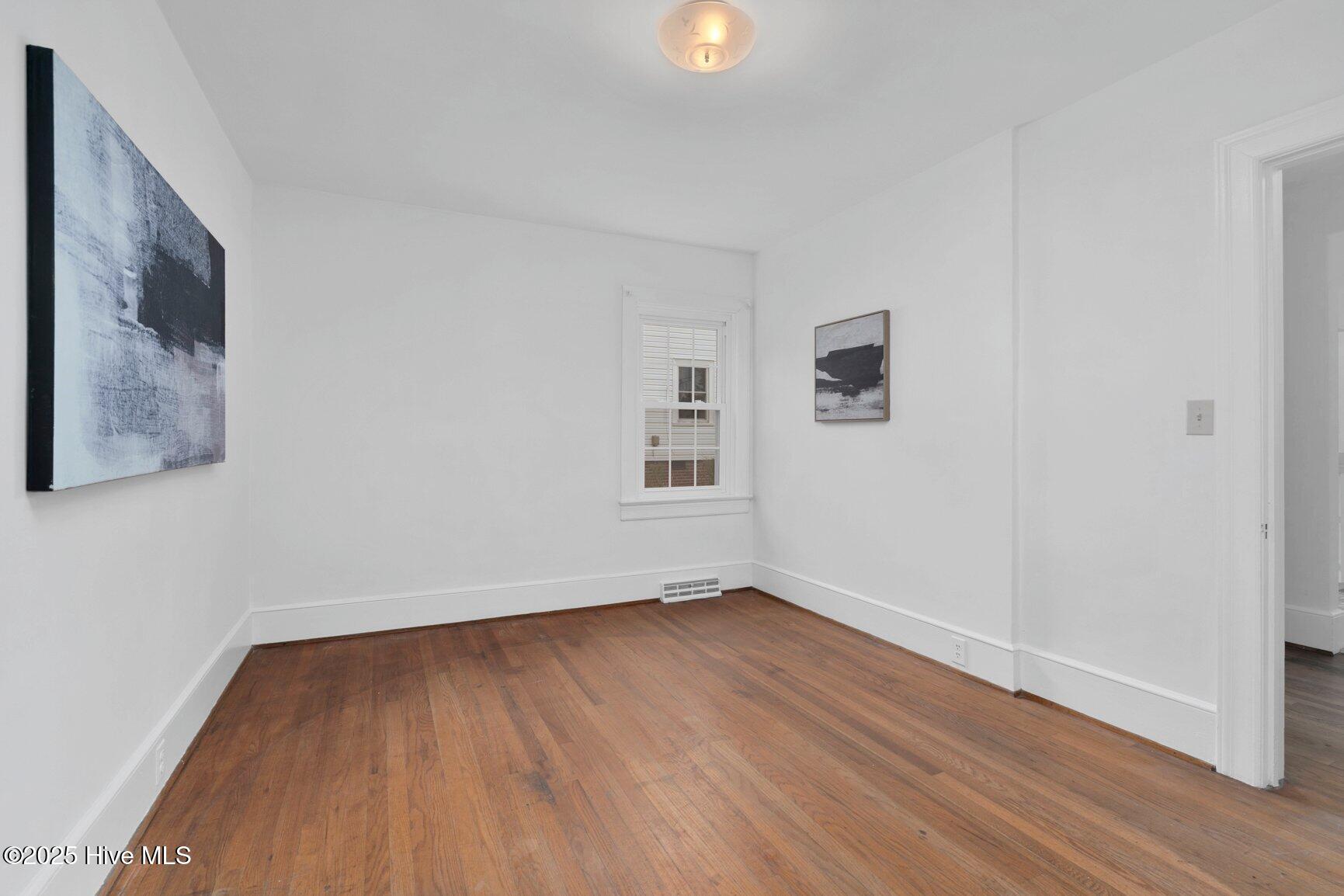 701 E Nash Street Property Photo 15