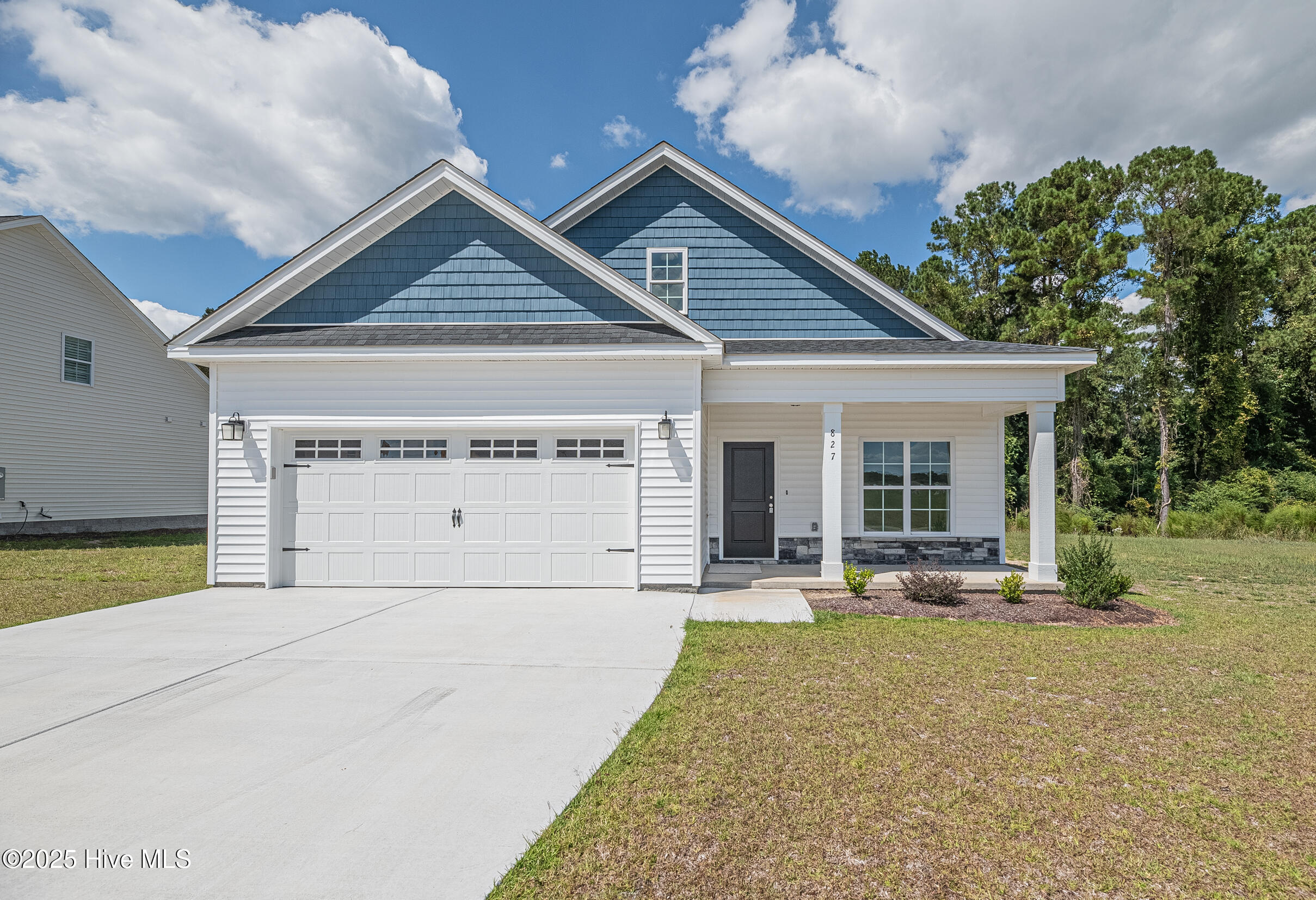 827 Fairway Road Property Photo 1