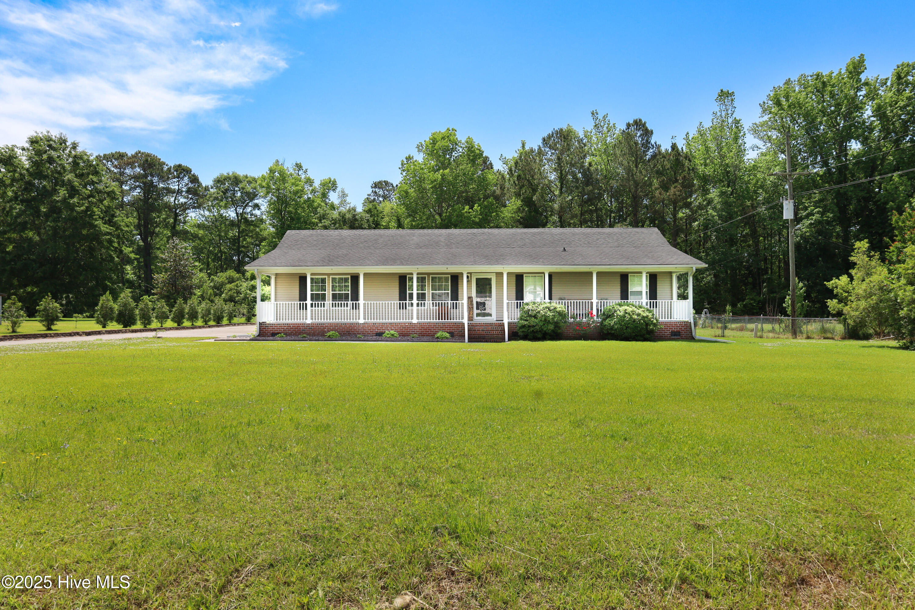 2287 Dawson Cabin Road Property Photo 1