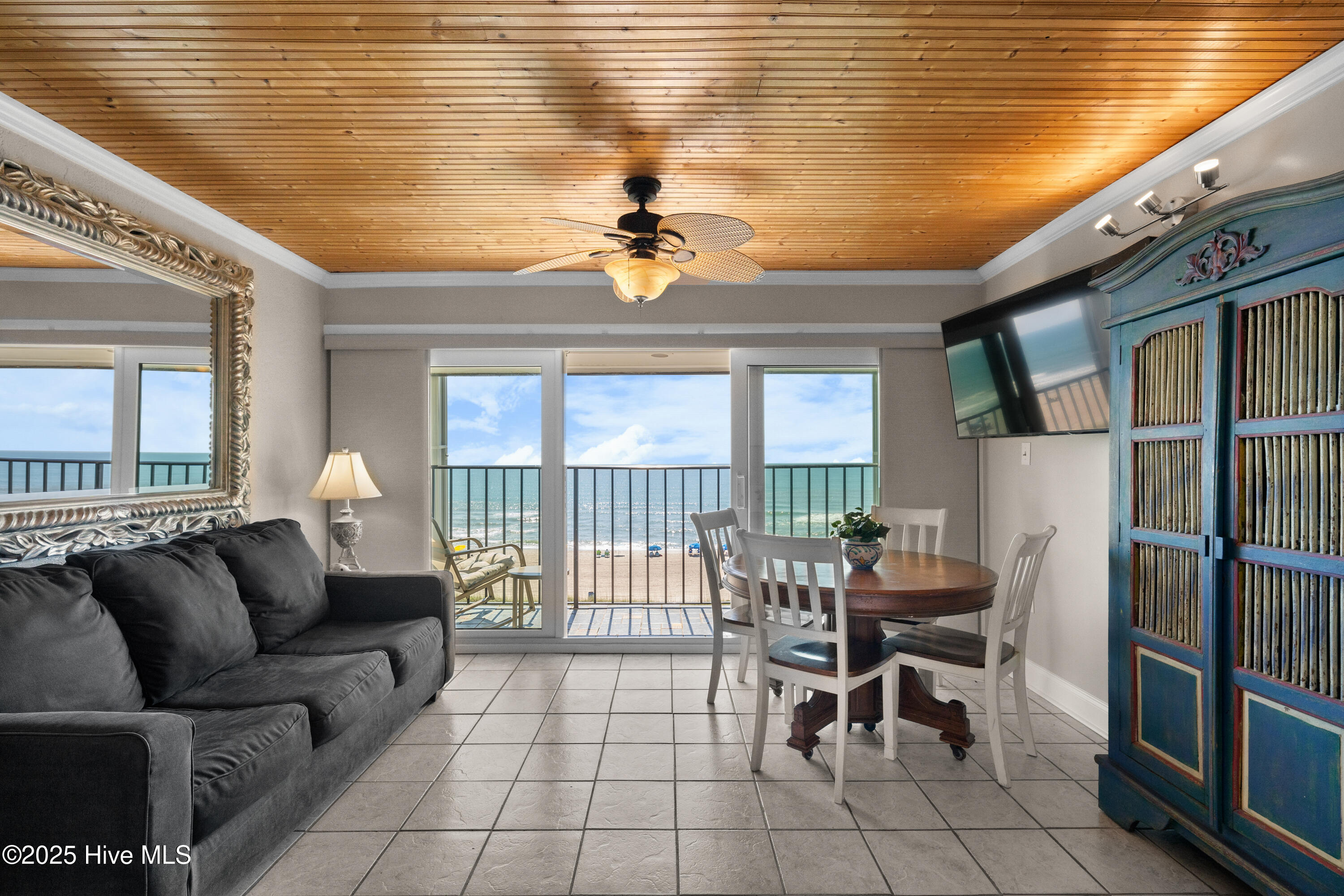 222 Carolina Beach Avenue Unit 408 Property Photo 2