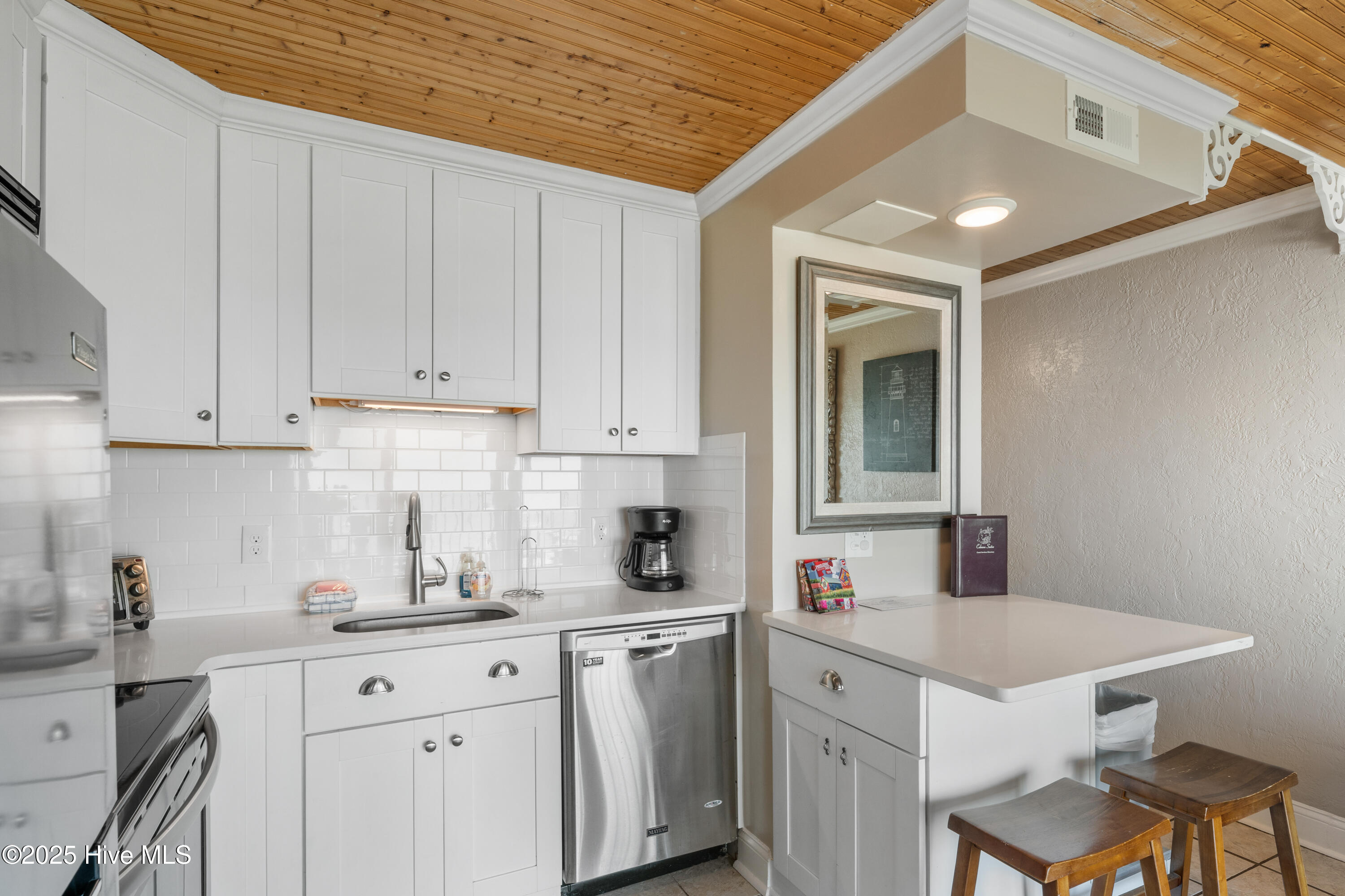 222 Carolina Beach Avenue Unit 408 Property Photo 11