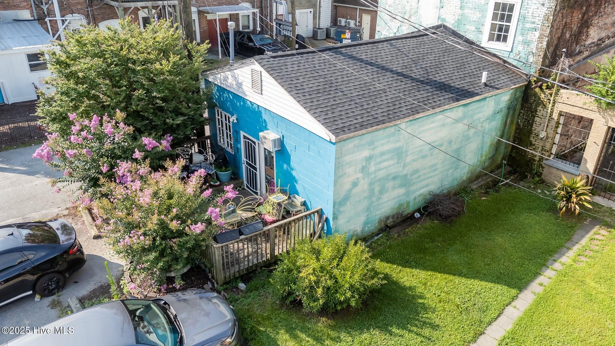 106 W Anderson Street Property Photo 10