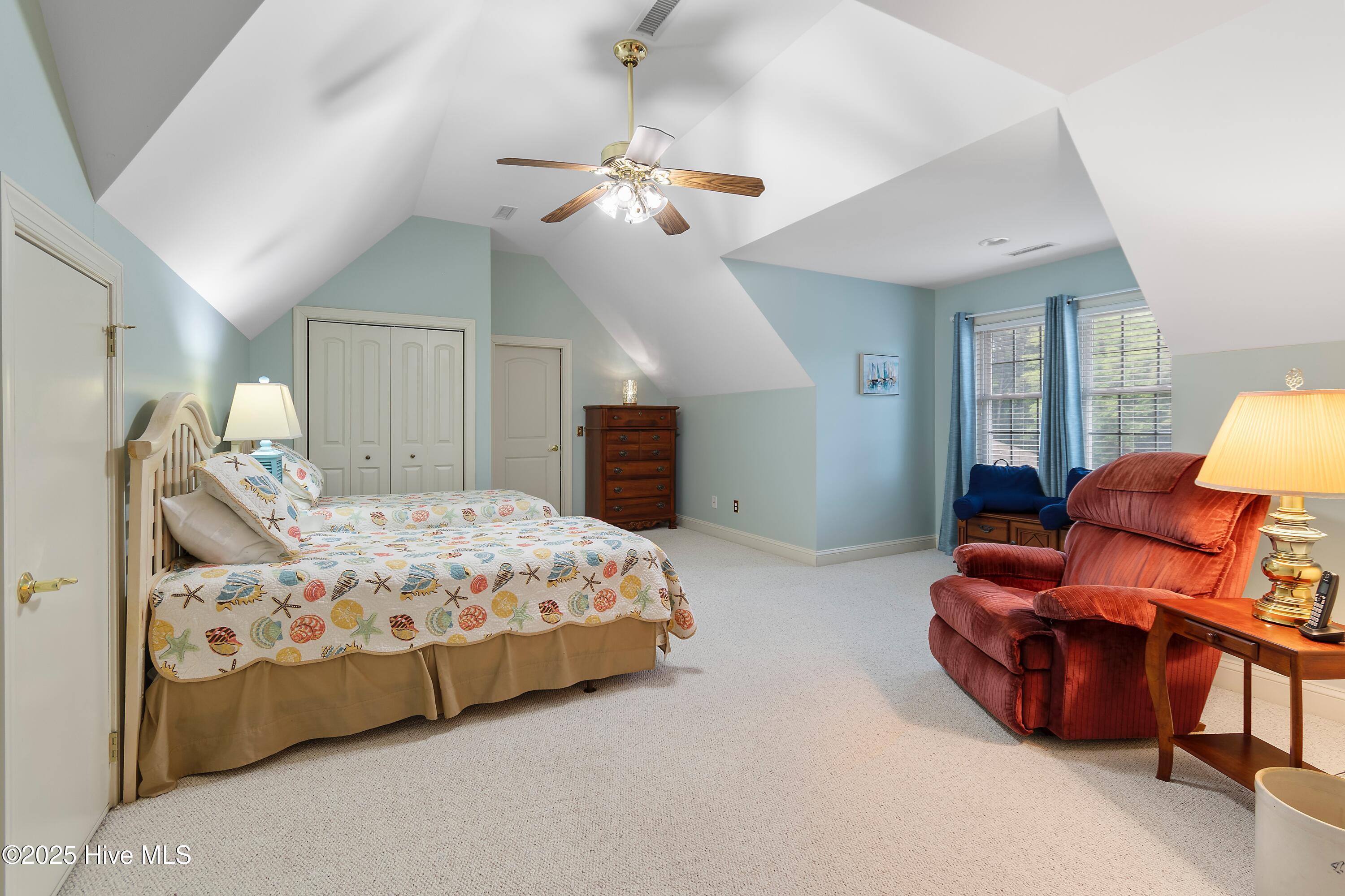 3402 Greenleaf Court Property Photo 36