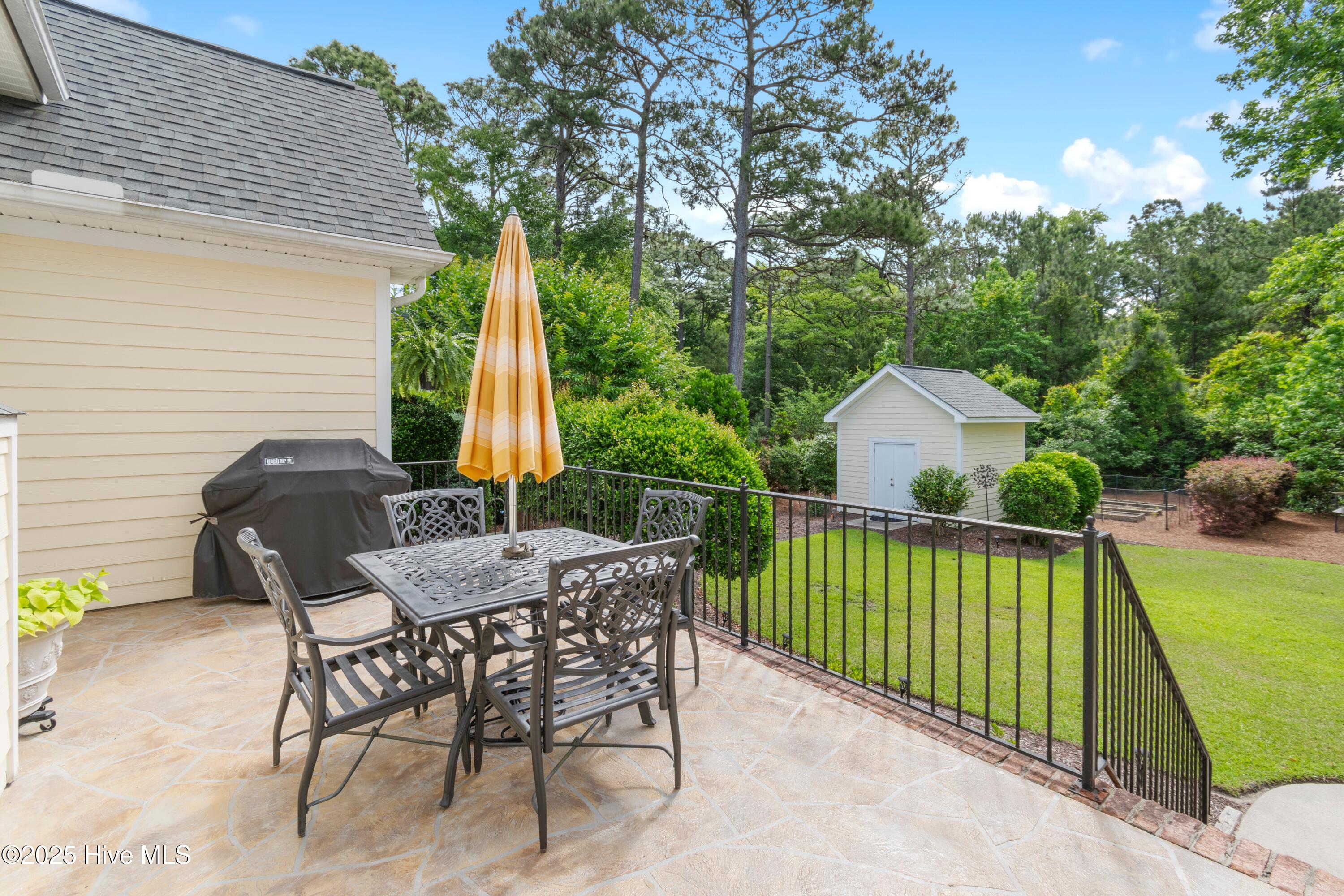 3402 Greenleaf Court Property Photo 45
