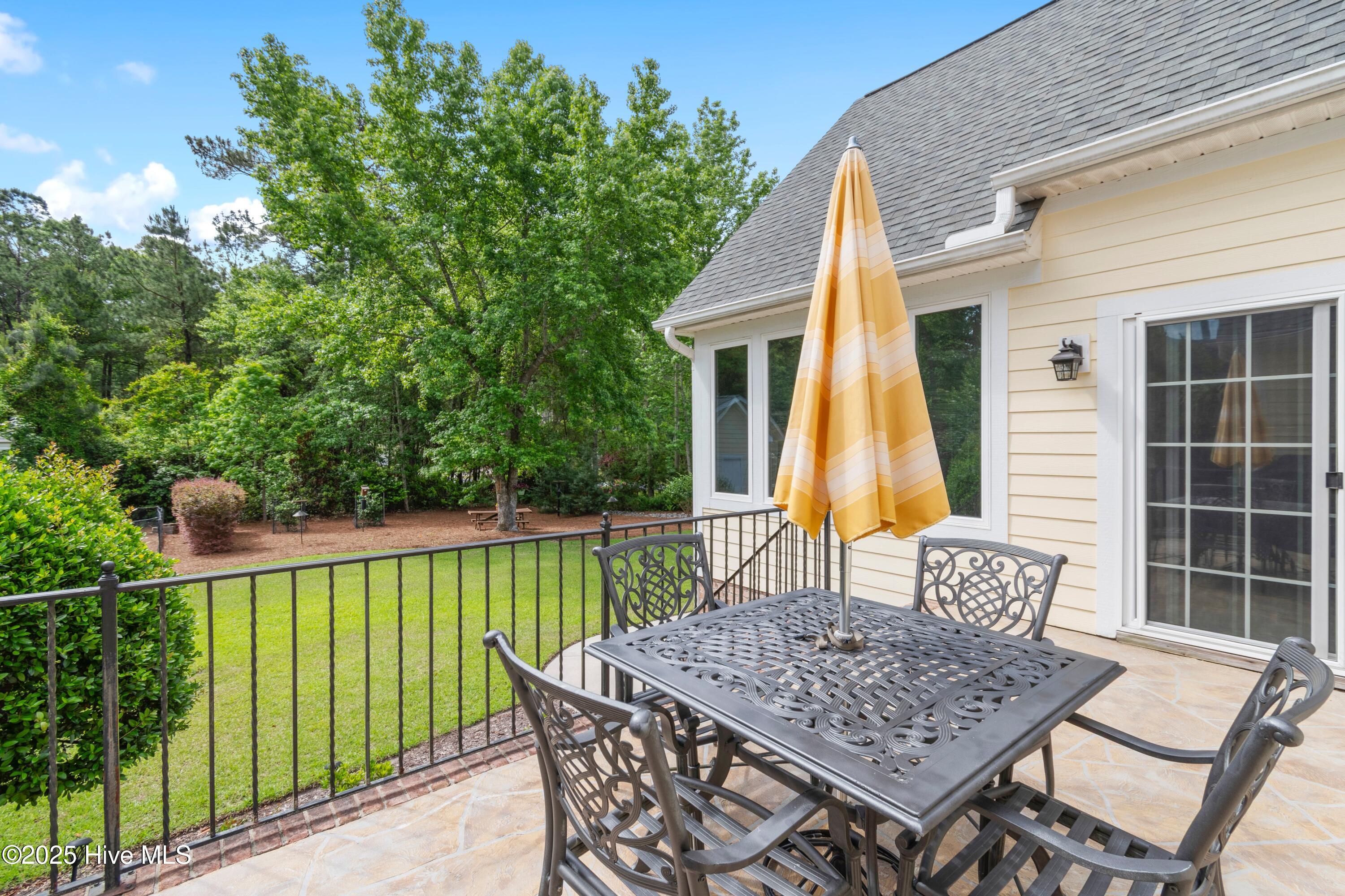 3402 Greenleaf Court Property Photo 46