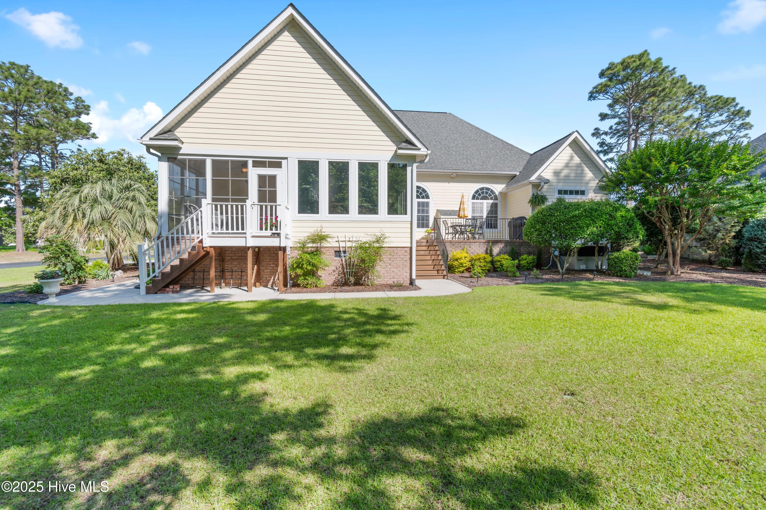 3402 Greenleaf Court Property Photo 49