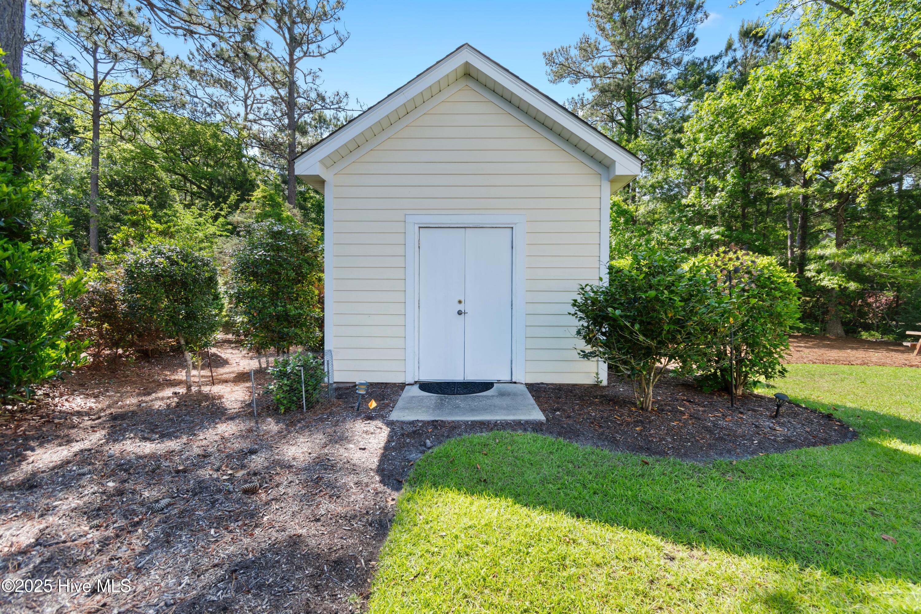 3402 Greenleaf Court Property Photo 51