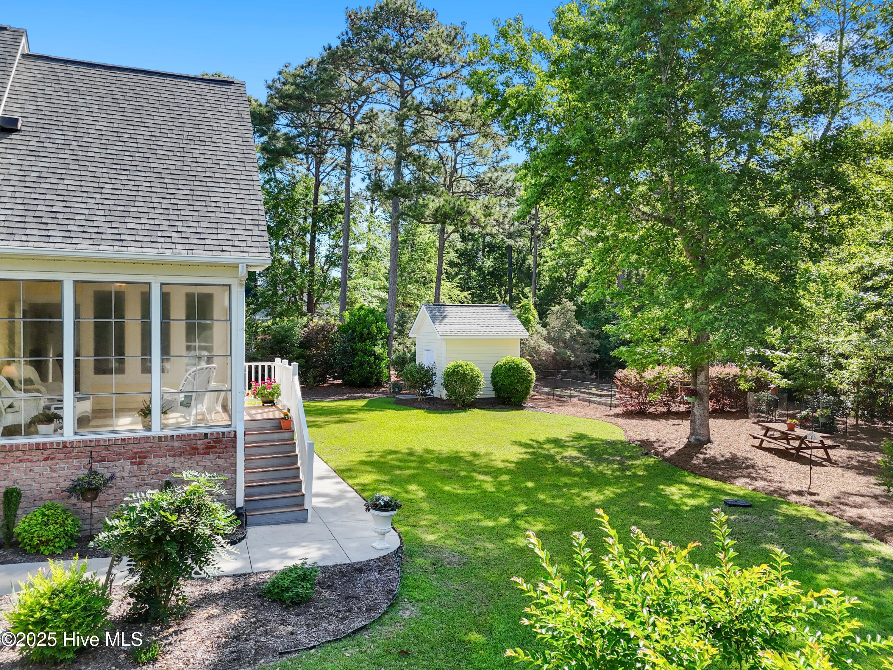 3402 Greenleaf Court Property Photo 56