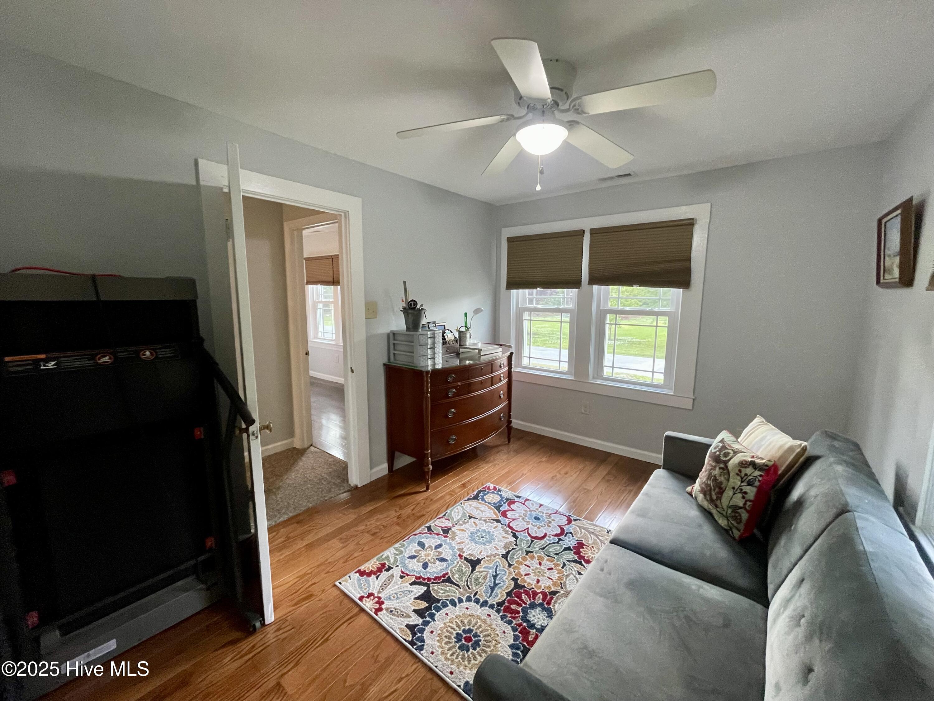 442 Lamont Street Property Photo 21