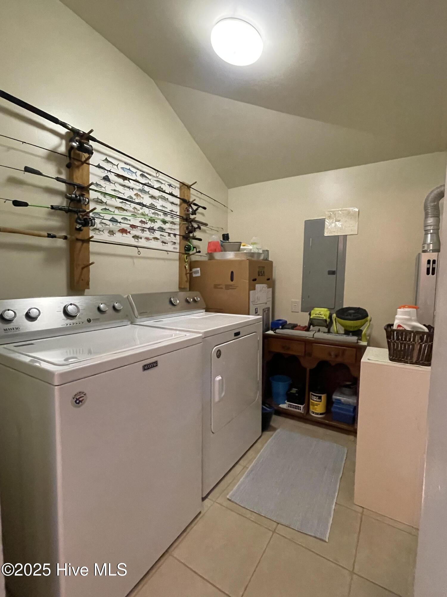 442 Lamont Street Property Photo 33