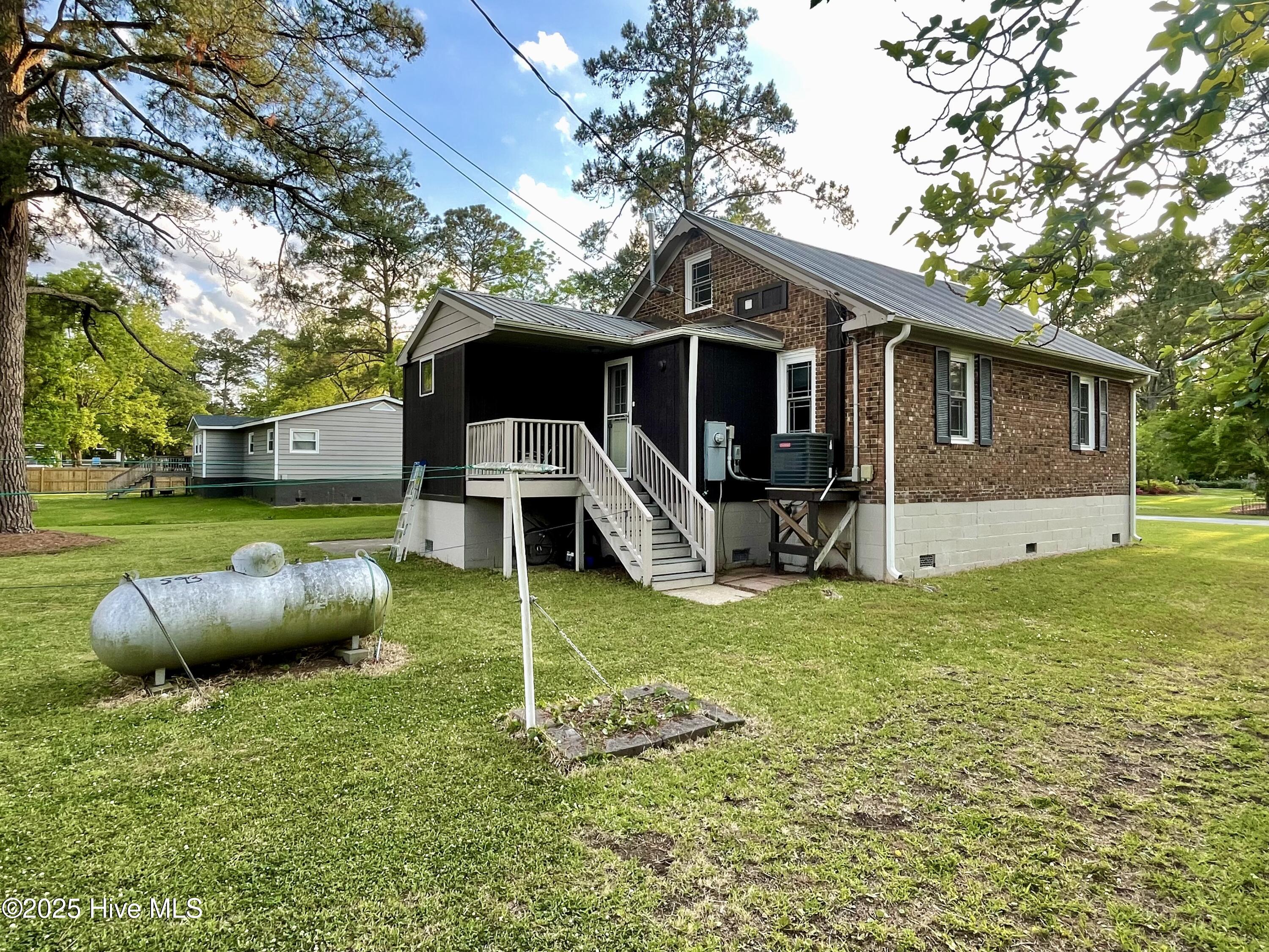 442 Lamont Street Property Photo 41