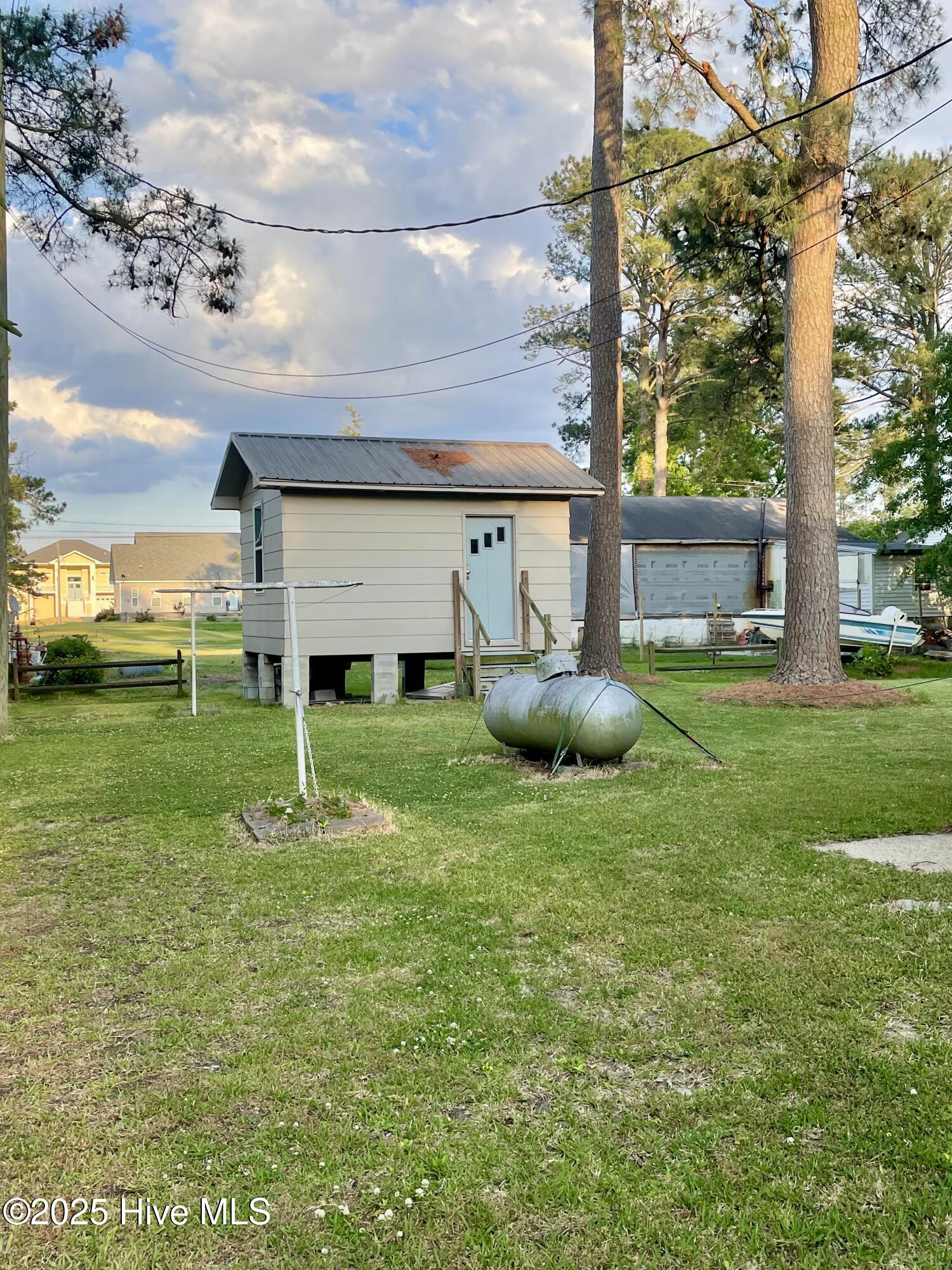 442 Lamont Street Property Photo 44