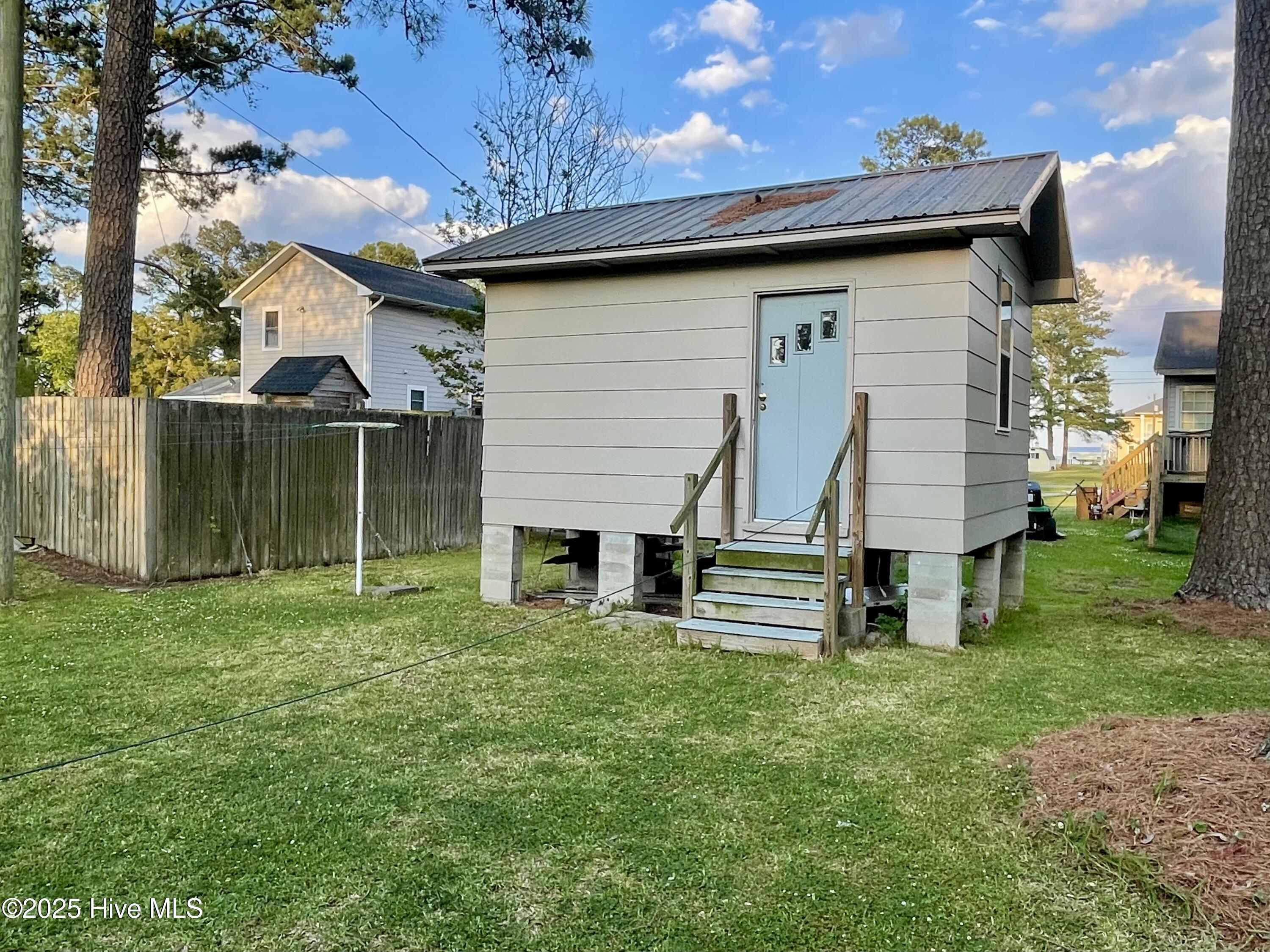 442 Lamont Street Property Photo 45