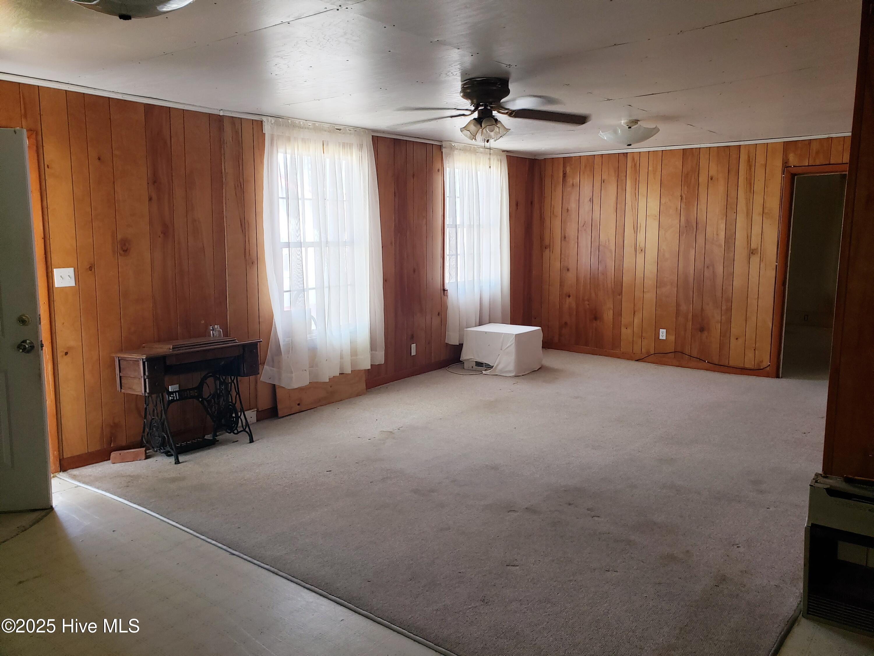809 Conway Road Property Photo 5