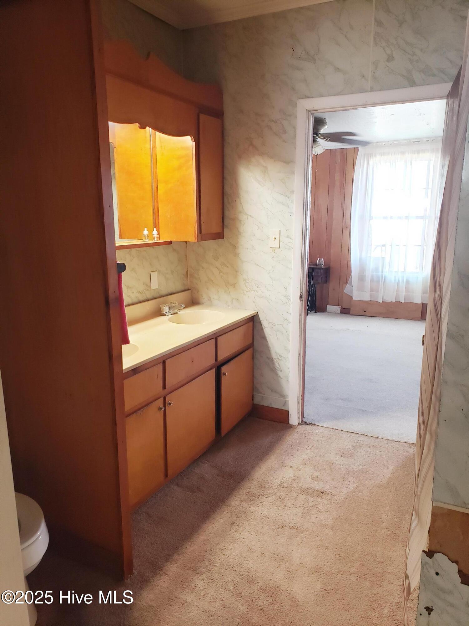 809 Conway Road Property Photo 12
