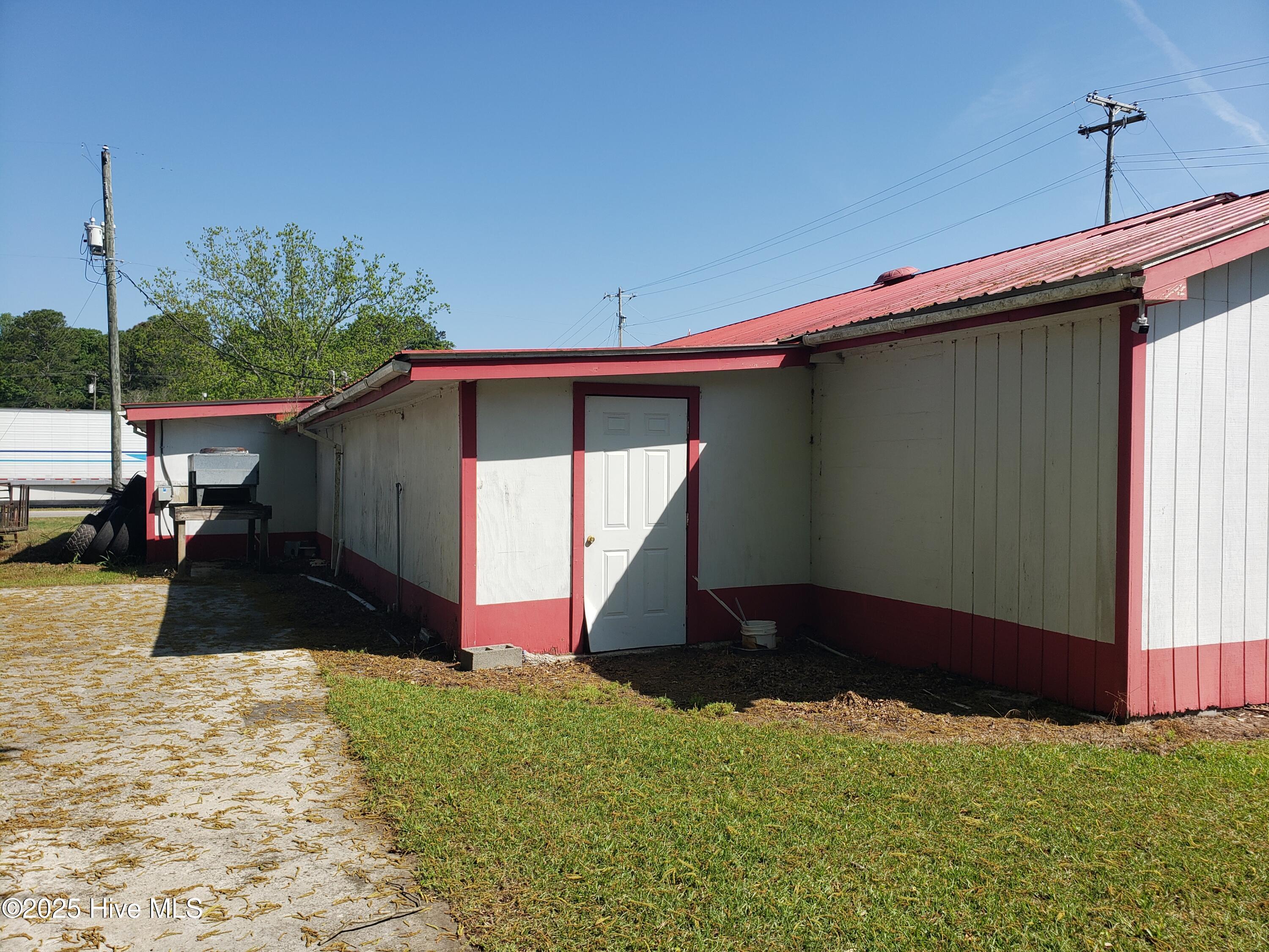 809 Conway Road Property Photo 24