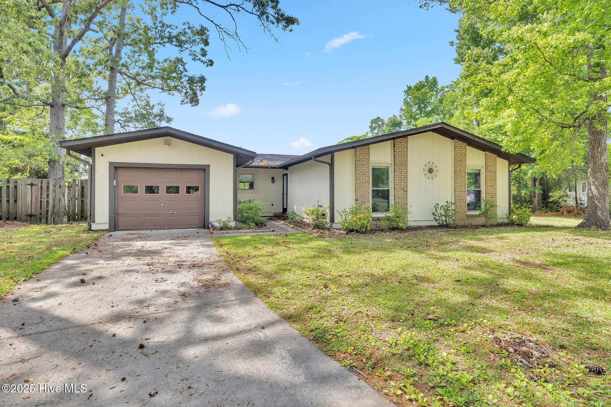 89 Sterling Road Property Image