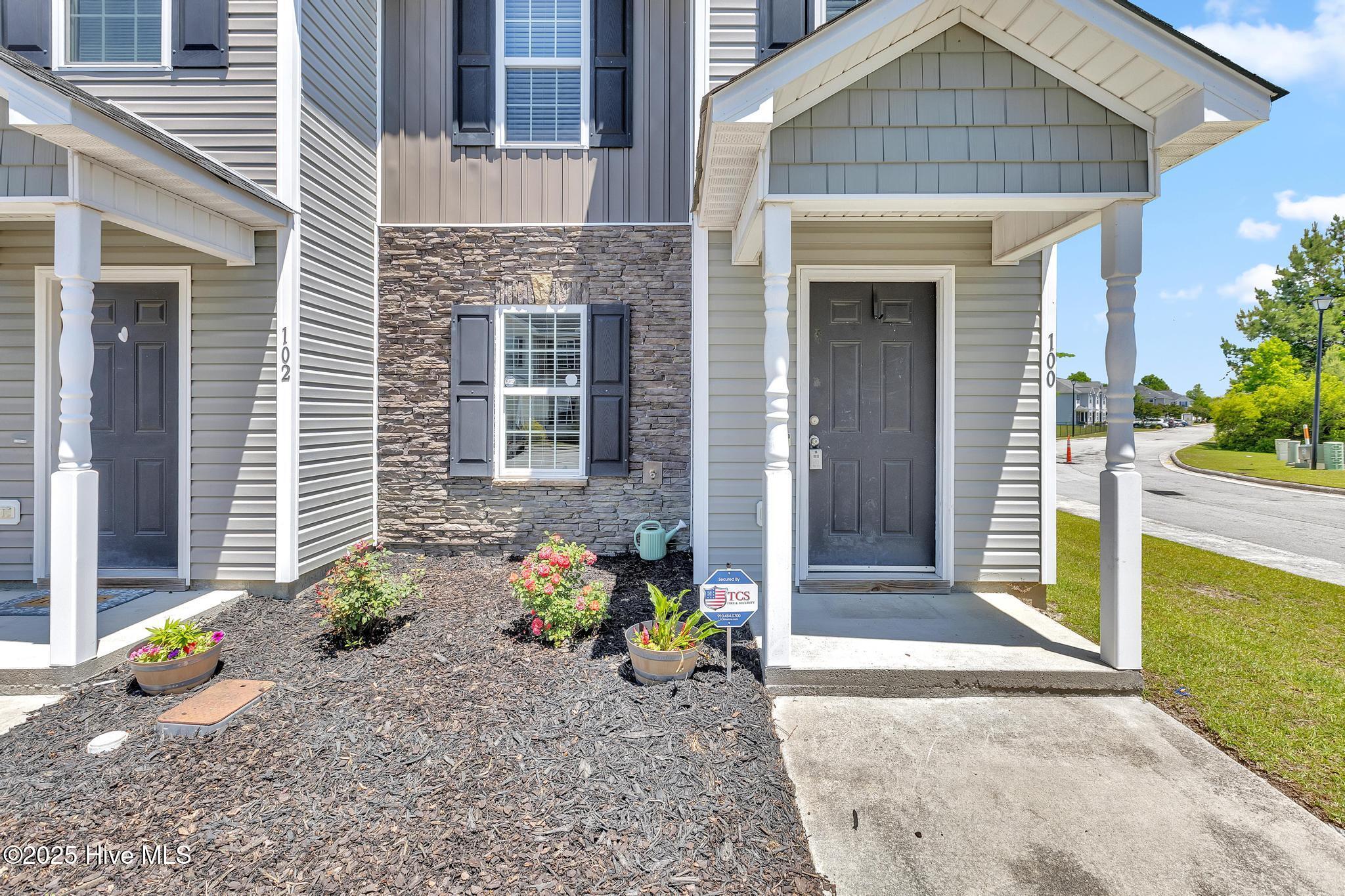100 W Murrow Lane Property Photo