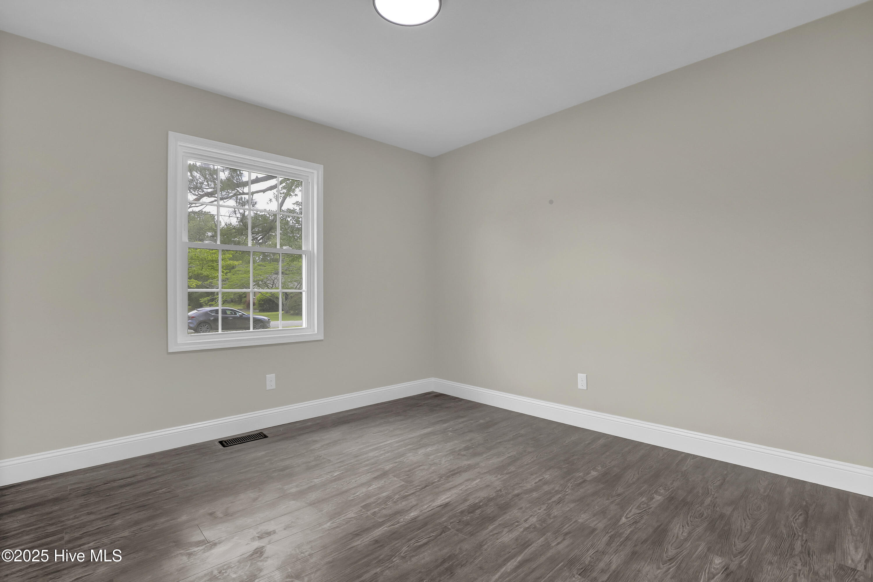 138 Navaho Trail Property Photo 15