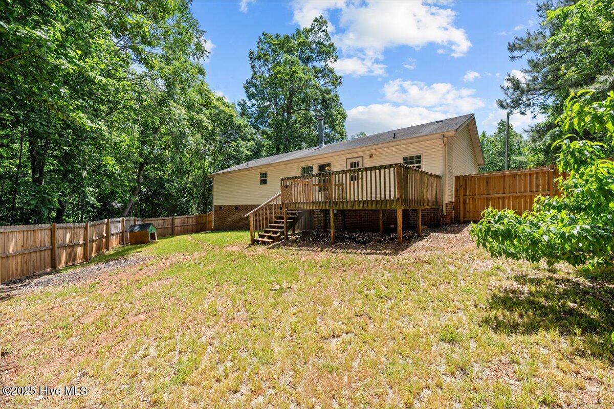 1004 Candlewood Circle Property Photo 3