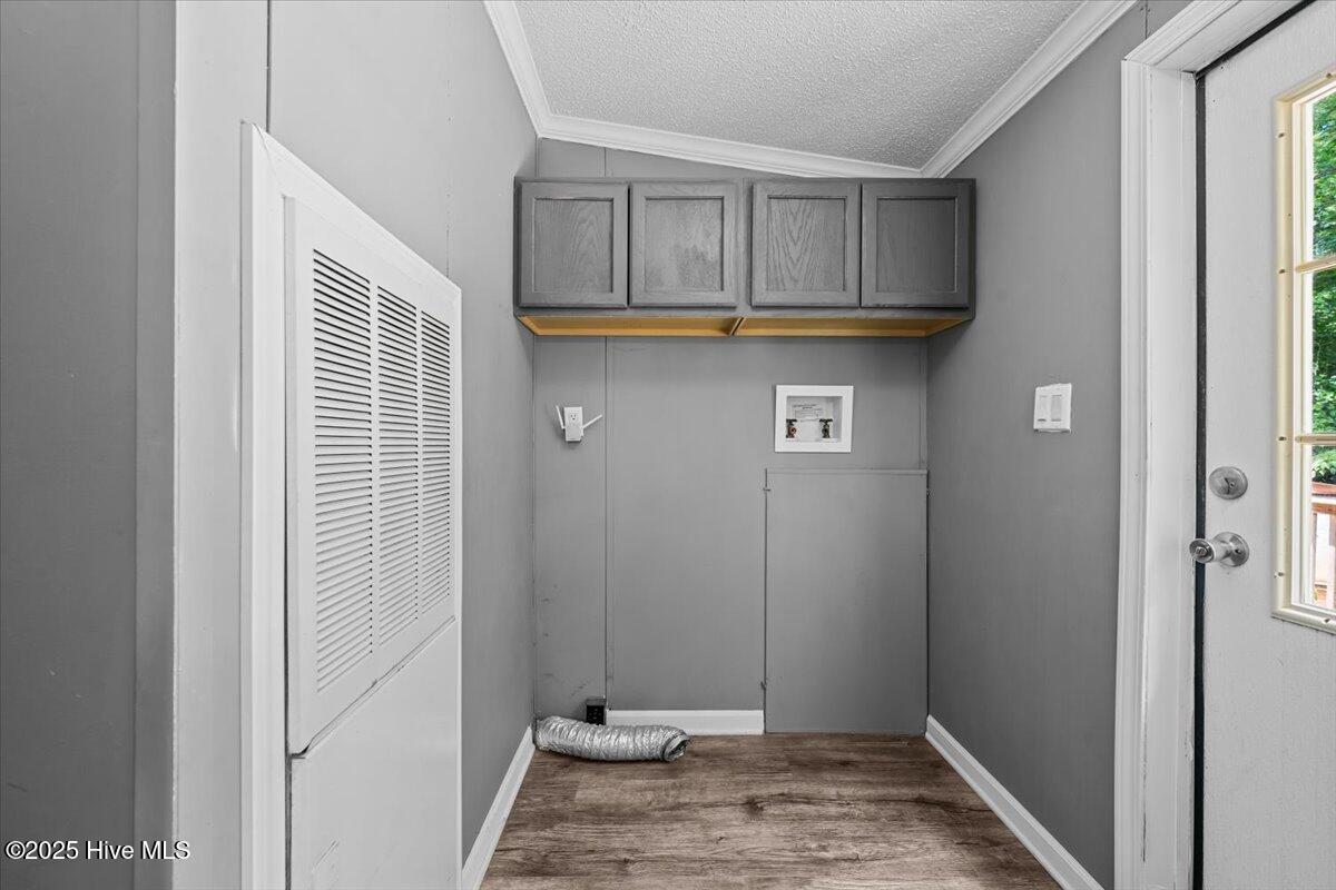 1004 Candlewood Circle Property Photo 22