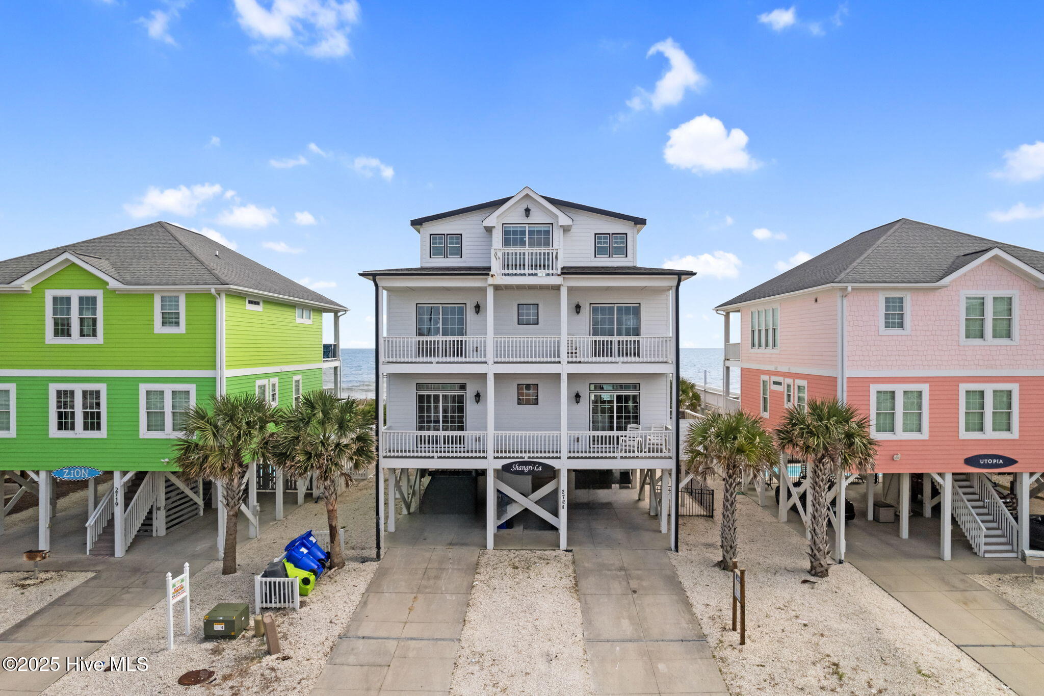 2721 W Beach Drive Property Photo 10