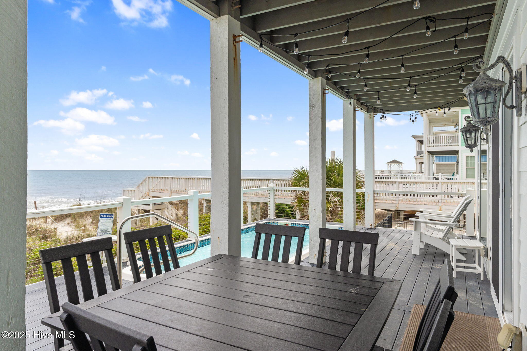 2721 W Beach Drive Property Photo 25