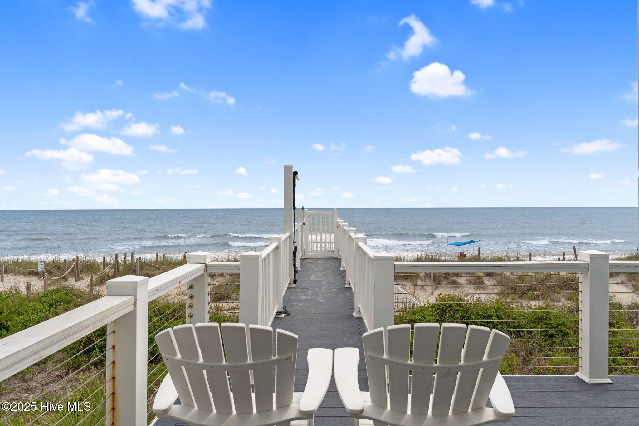 2721 W Beach Drive Property Photo 35