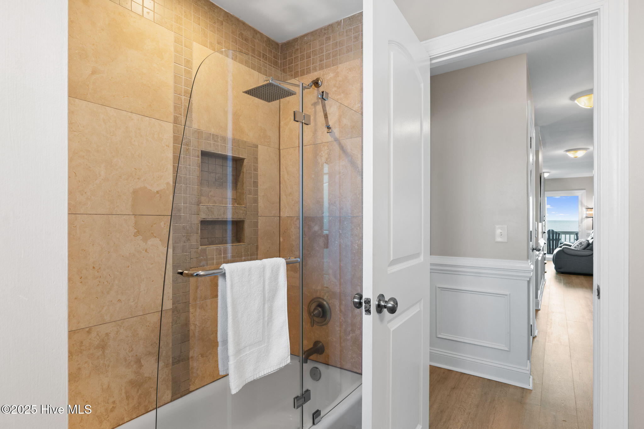 2721 W Beach Drive Property Photo 42