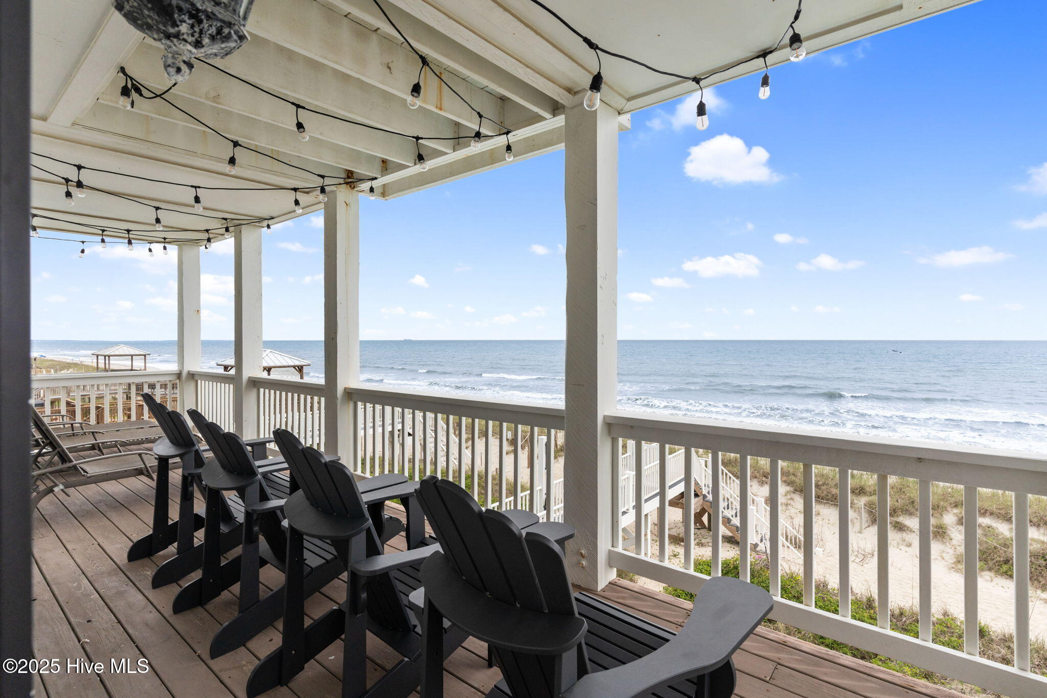2721 W Beach Drive Property Photo 49