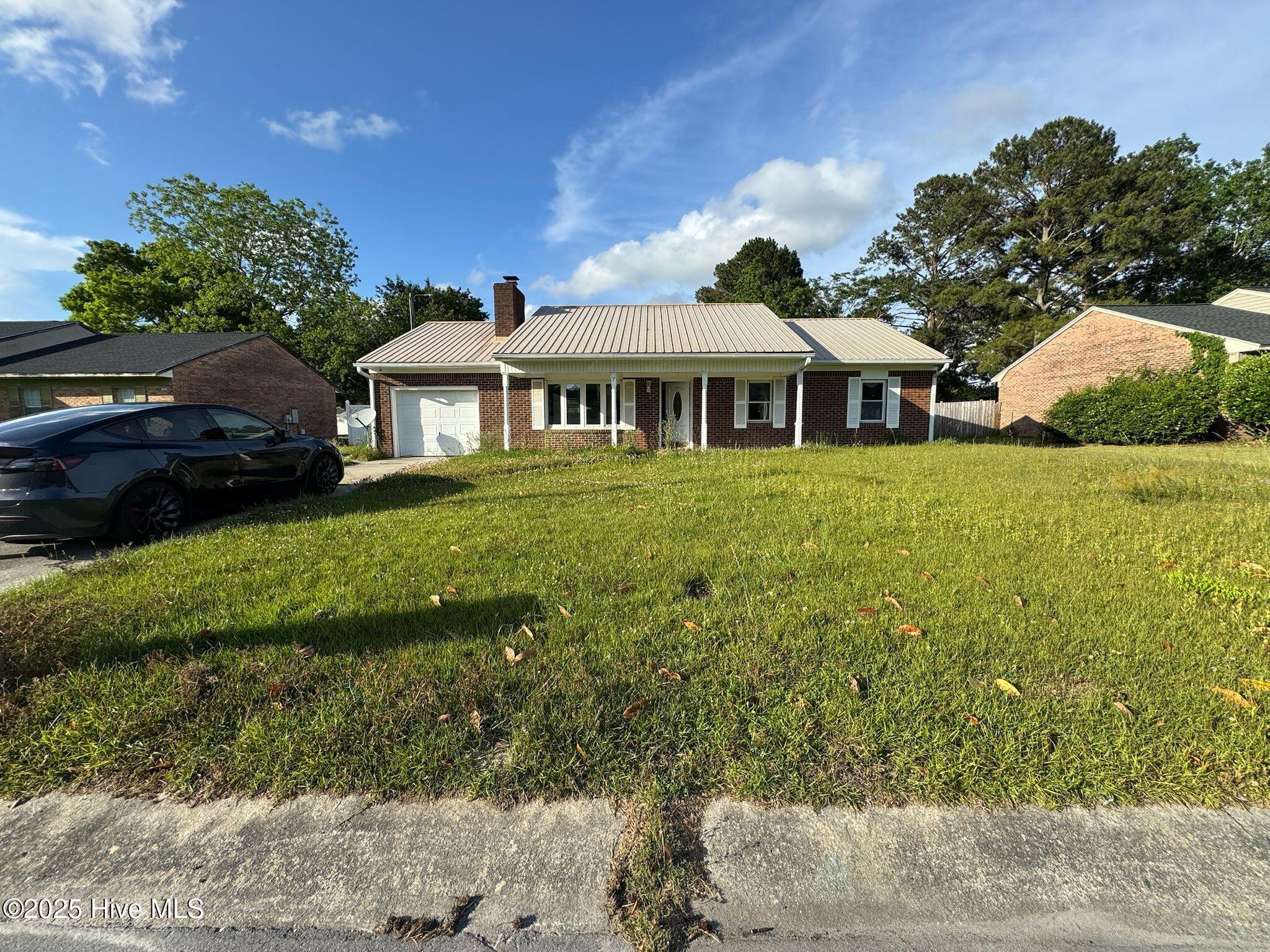 7 Walnut Drive Property Photo 1