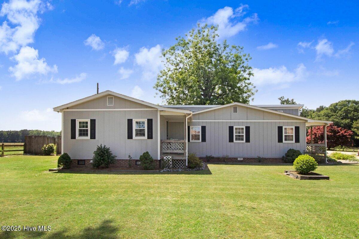 2590 Old Mt Olive Highway Property Photo