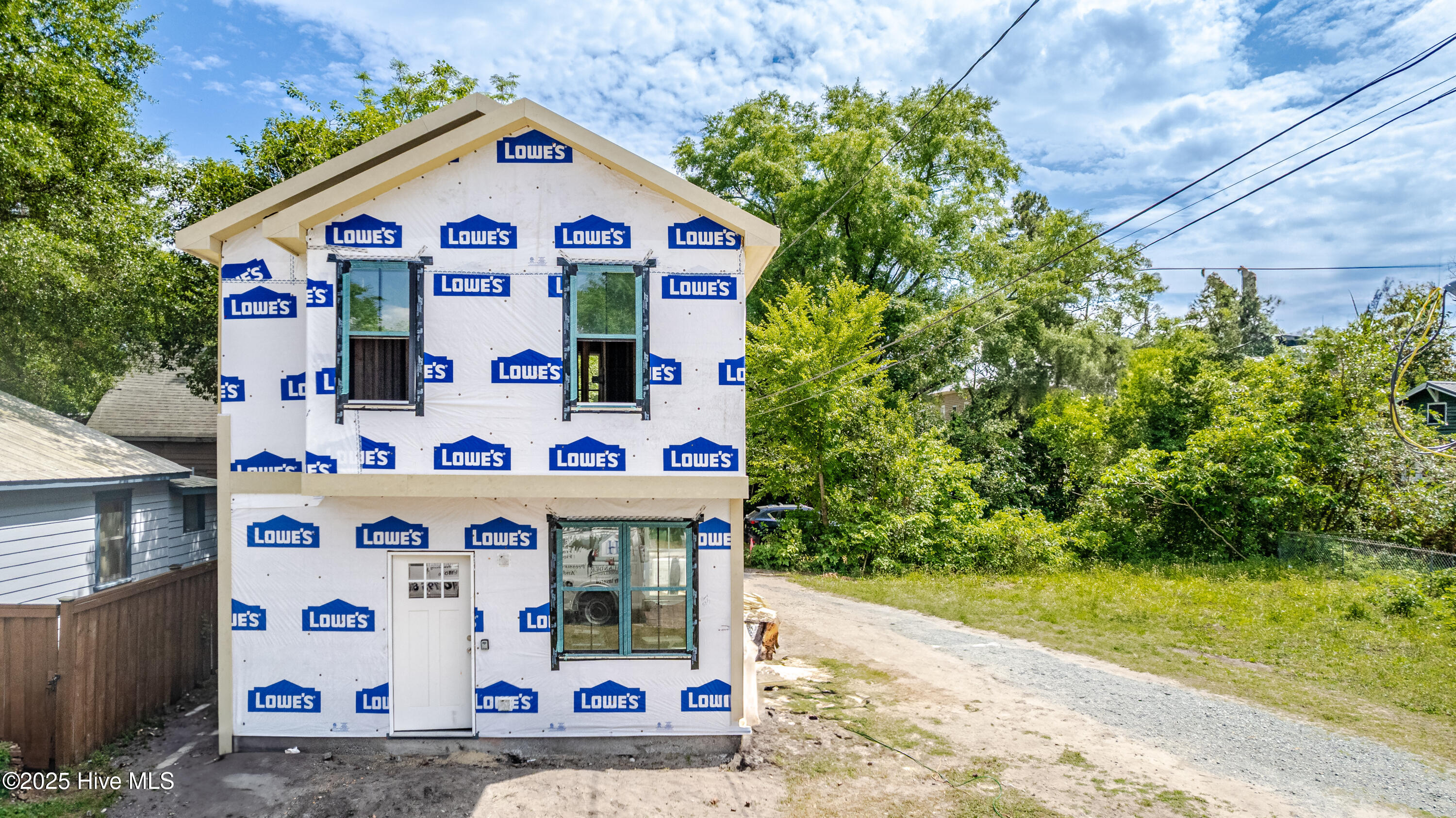 510 Swann Street Property Photo