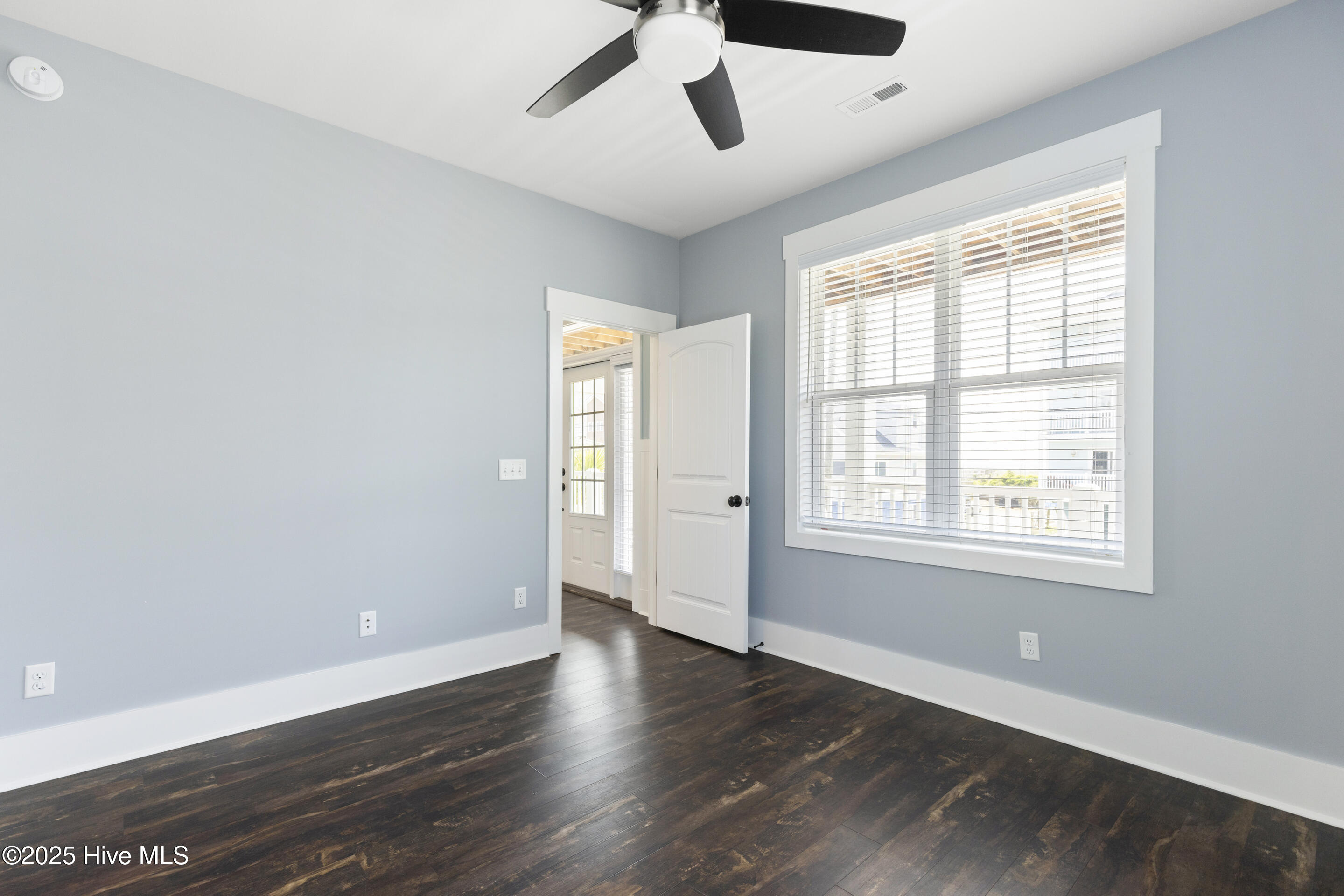 711 Carolina Beach Avenue Property Photo 20