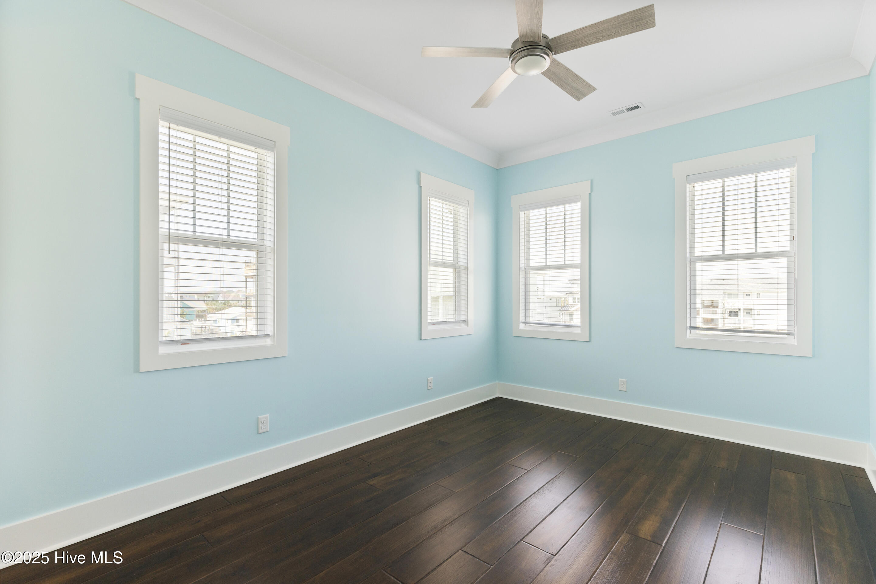 711 Carolina Beach Avenue Property Photo 35