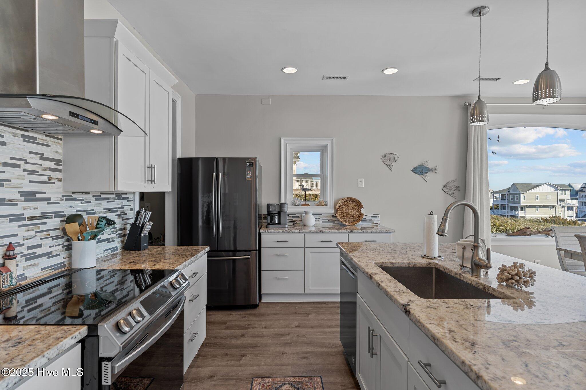 6 Bottlenose Boulevard Property Photo 14