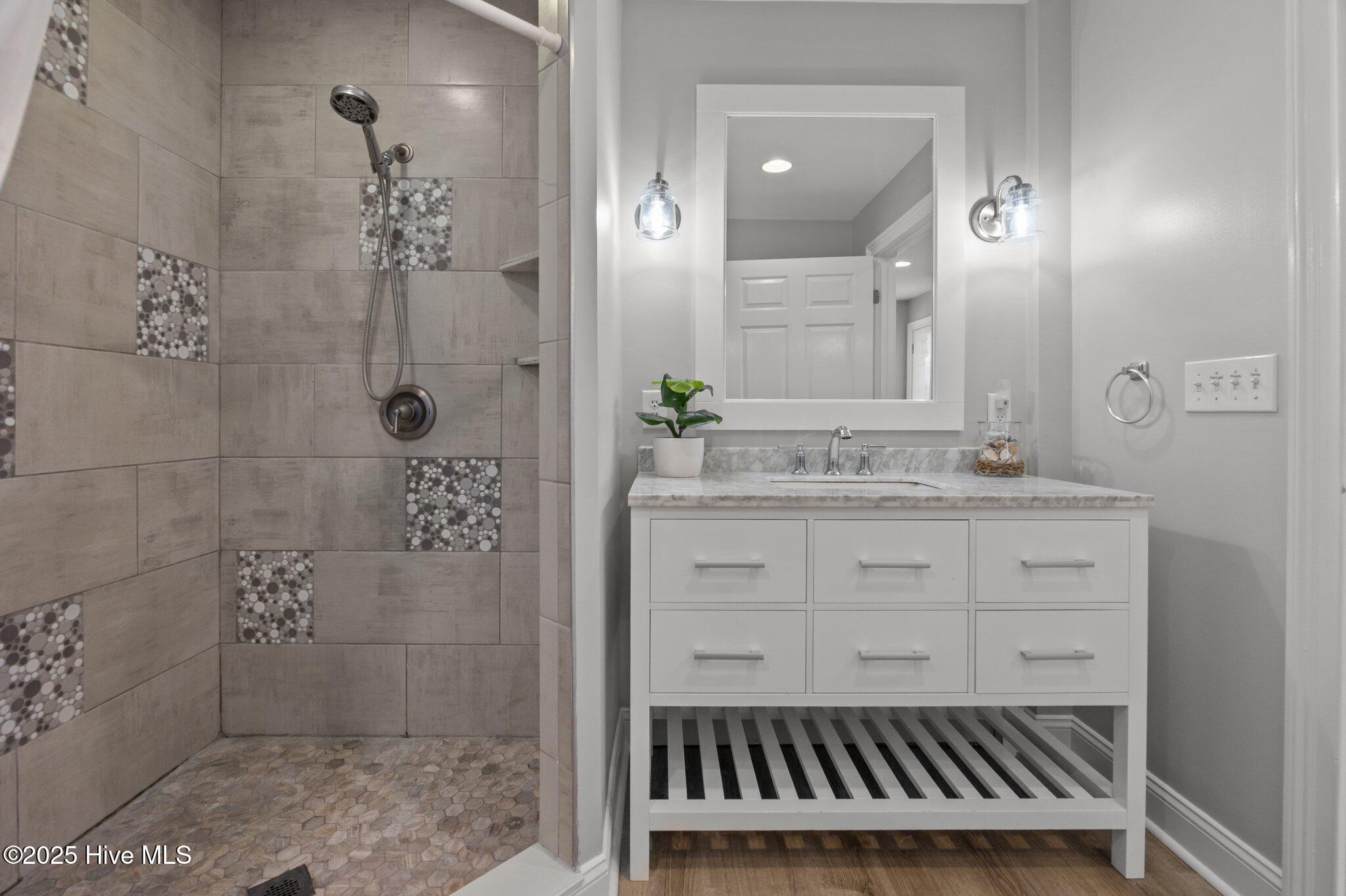 6 Bottlenose Boulevard Property Photo 20