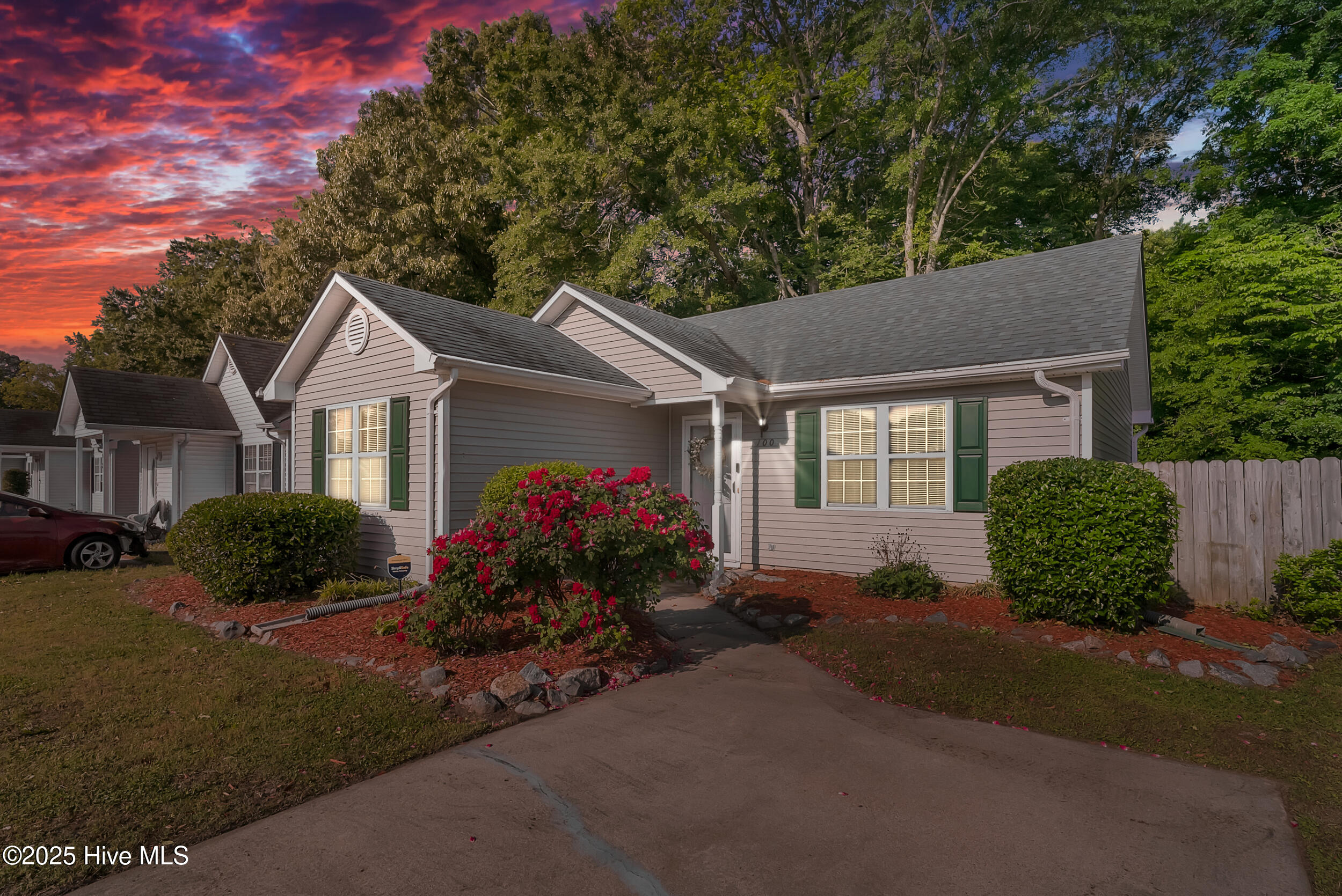 100 Sycamore Lane Property Photo
