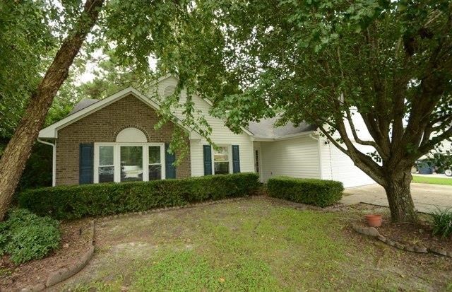 203 S Carlisle Court Property Photo