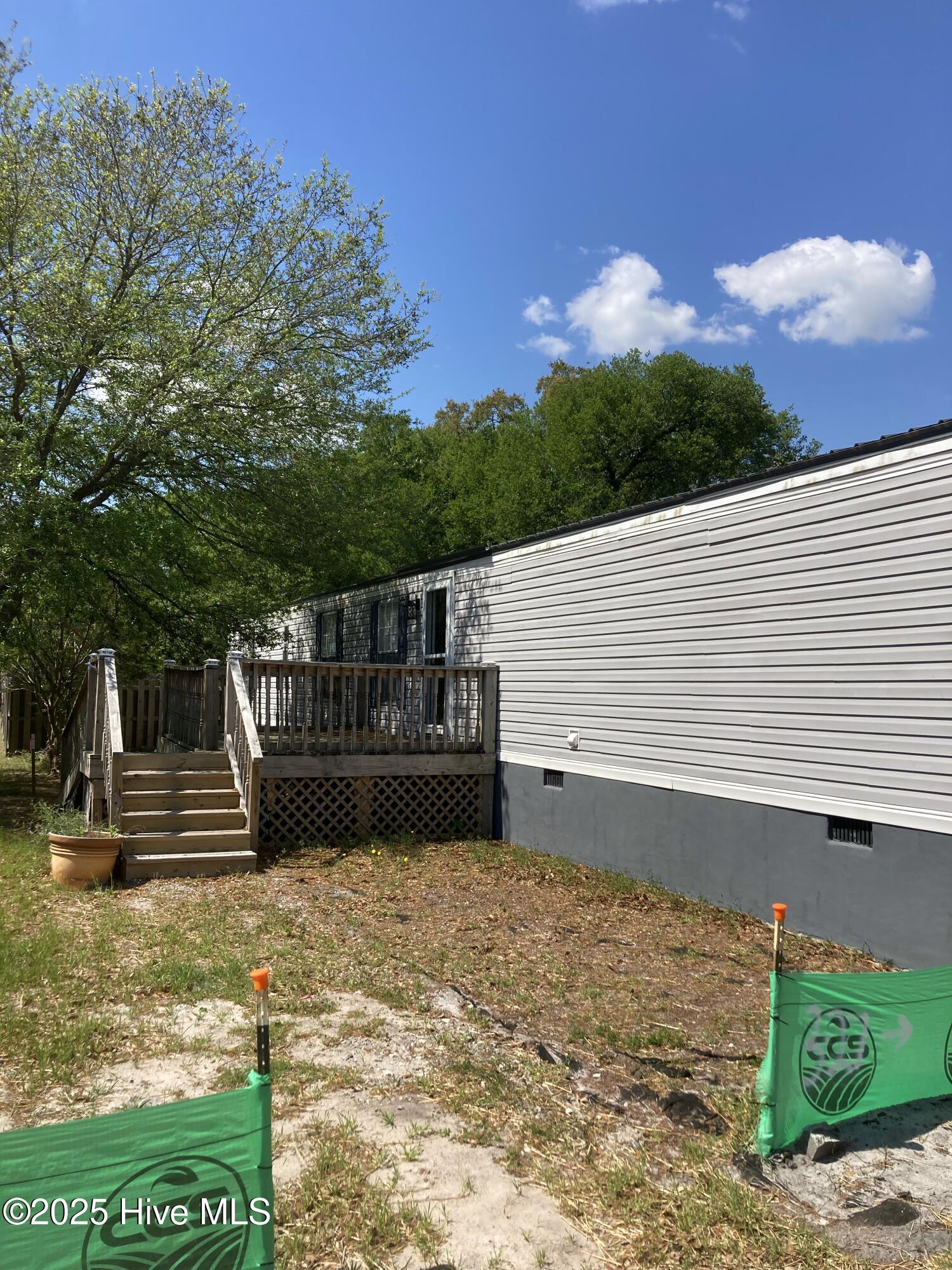 6110 Gordon Road Property Photo