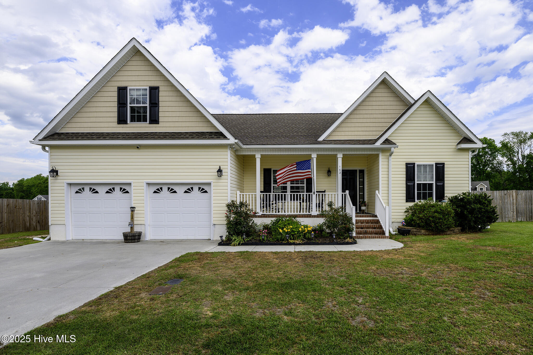 162 Backfield Place Property Photo 1